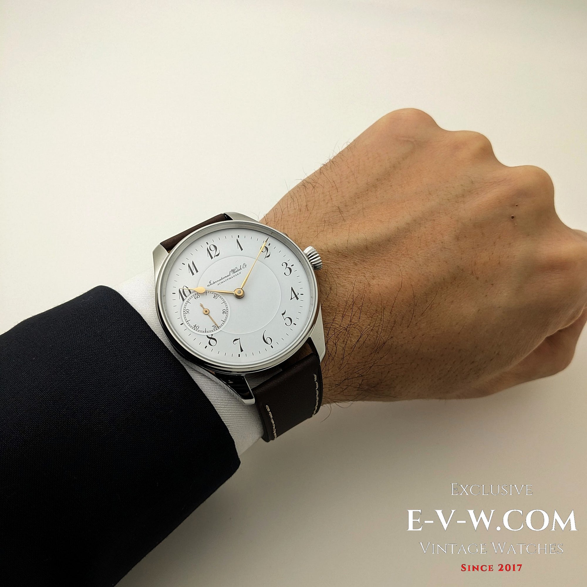 ساعة زواج IWC شافهاوزن | هندسة عتيقة من عشرينات القرن الماضي | مُخدّمة