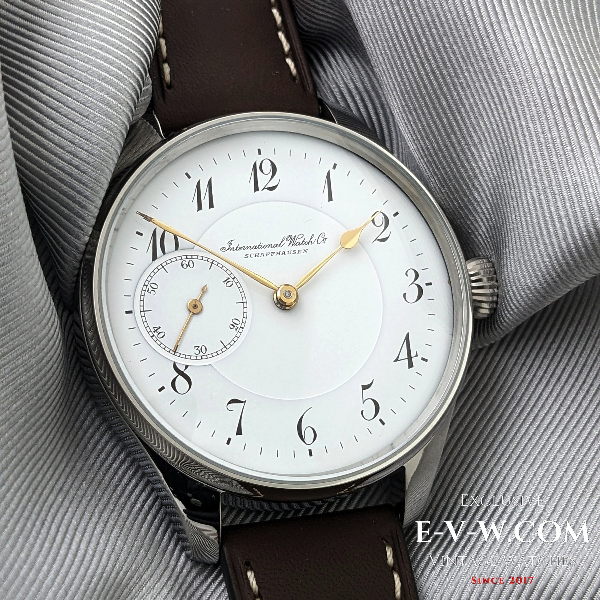 ساعة زواج IWC شافهاوزن | هندسة عتيقة من عشرينات القرن الماضي | مُخدّمة