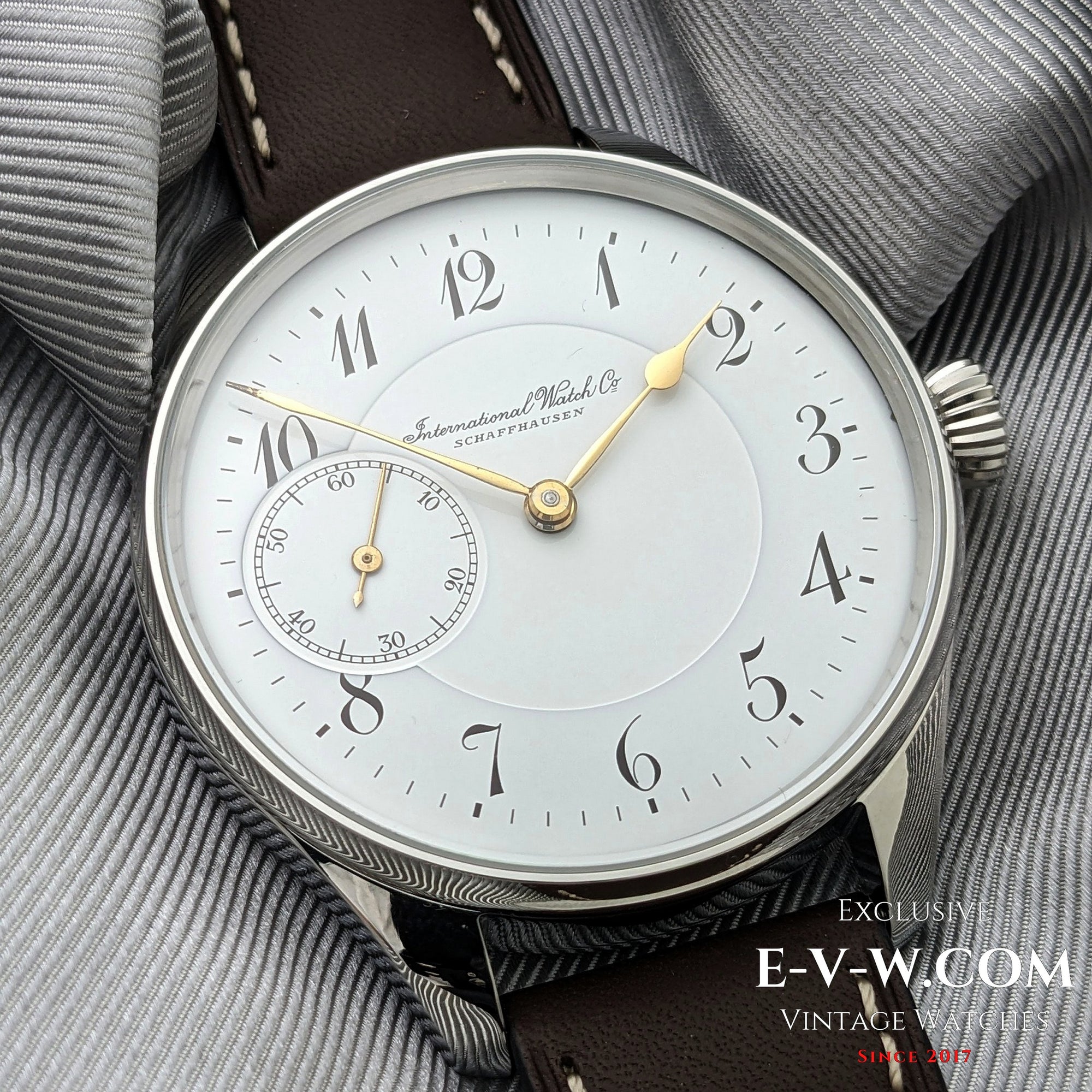 ساعة زواج IWC شافهاوزن | هندسة عتيقة من عشرينات القرن الماضي | مُخدّمة