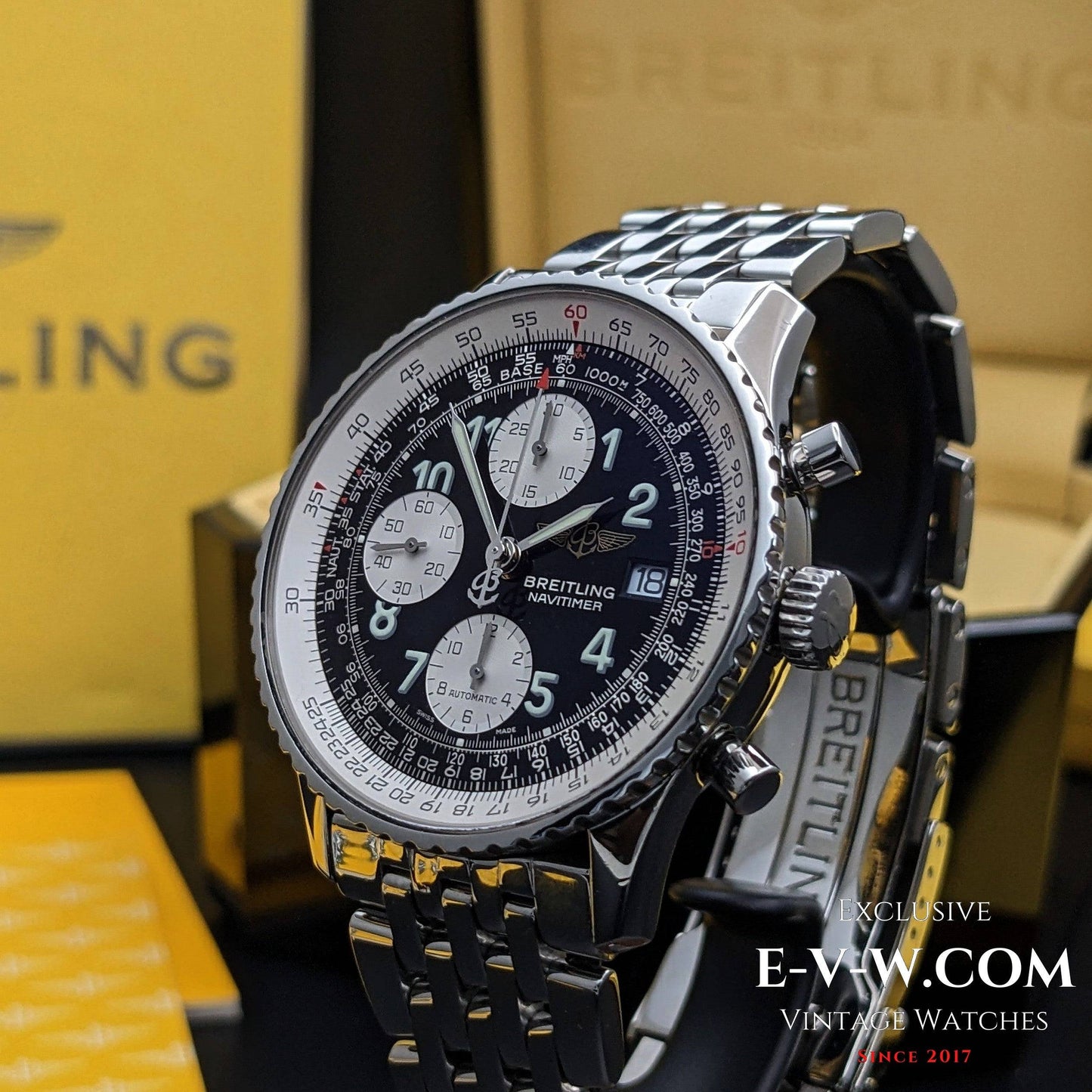 Breitling Old Navitimer A13322 / Full Set / Box & Papers