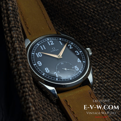 70 Years old Omega Vintage Black Dial | Ref. 2900-1 | Cal 267 (30T2) | Vintage 1956 | Serviced