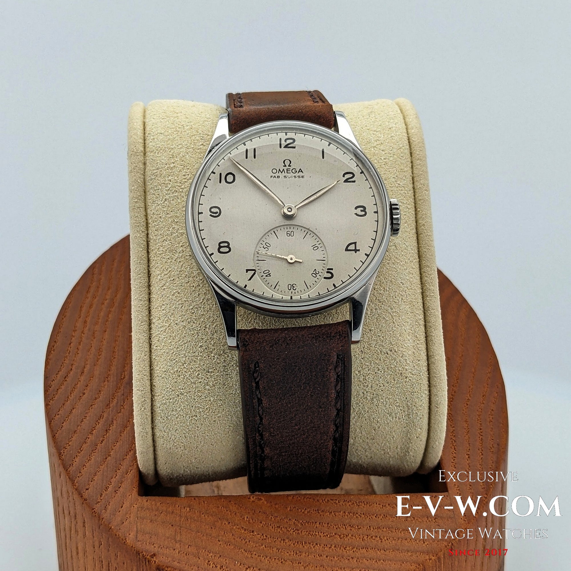 82 Jahre alt / Zweiter Weltkrieg | Omega Vintage Small Seconds | Ref. 2390 | Kaliber 30T2 | Baujahr 1944 | Überholt
