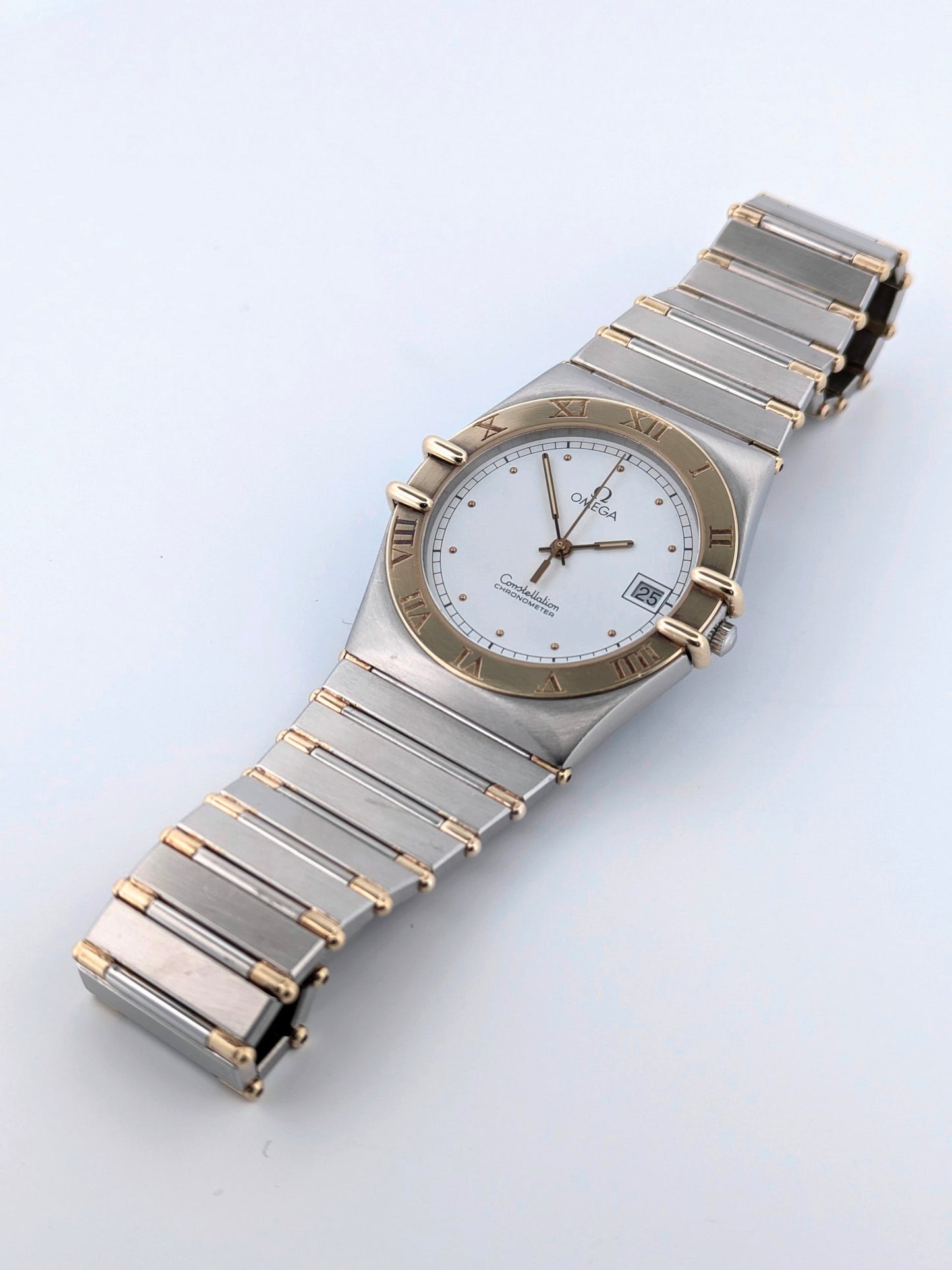 Make an Offer to buy this piece before the official release / Omega Constellation Chronometer frome 1982