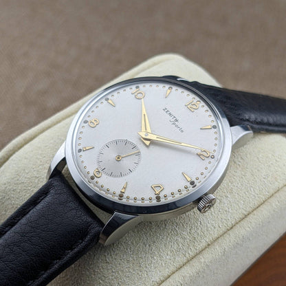 67 Years Old Zenith Sporto 1959 Vintage Wristwatch with Caliber 40T / Patented Transparent Dust Cover / Serviced