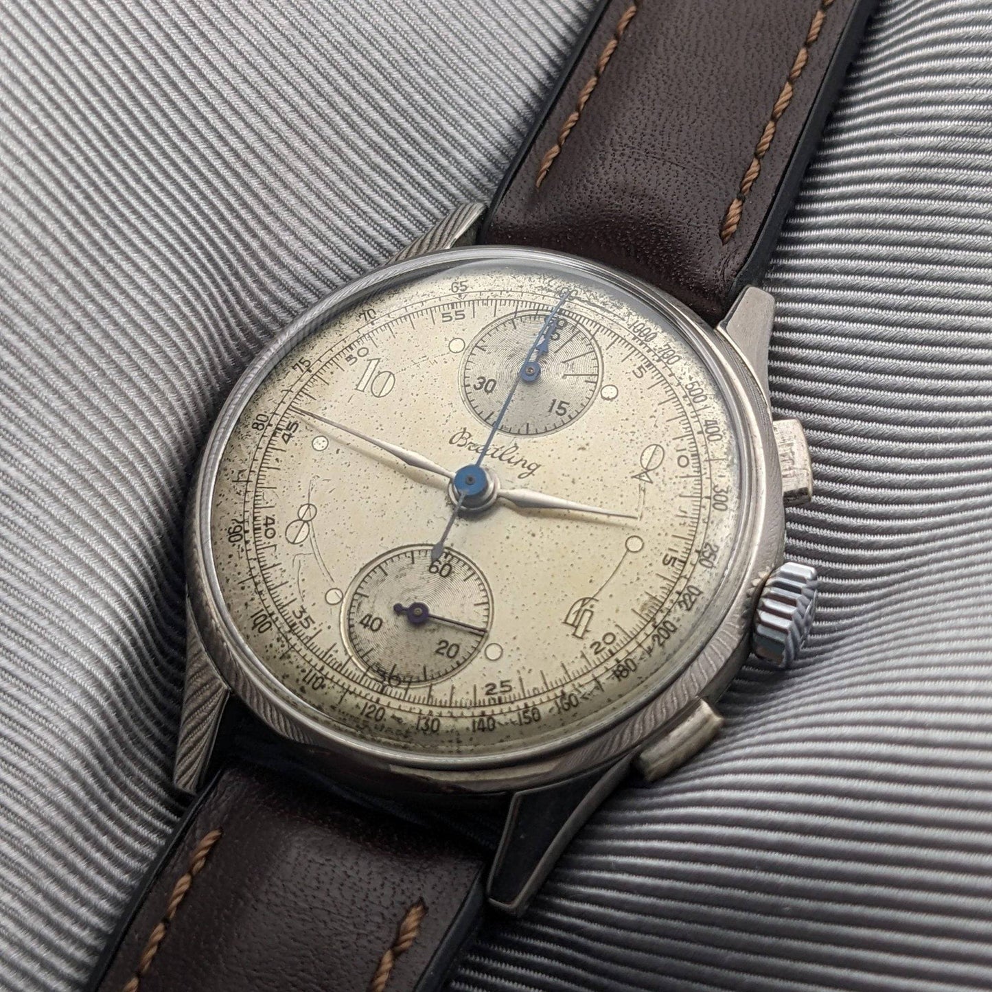 WWII 1945 Breitling Chronograph 178 Vintage / Cal. Venus 170 / Serviced Wristwatch