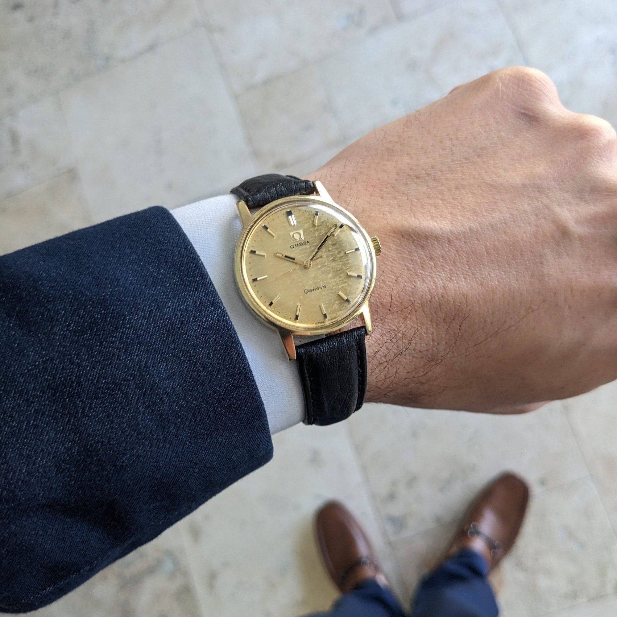 56 Years Old Omega Genève Gold Plated with Rare Bark-Textured Dial / Ref 135.070 / Vintage 1970 Watch with Cal 601 / Serviced