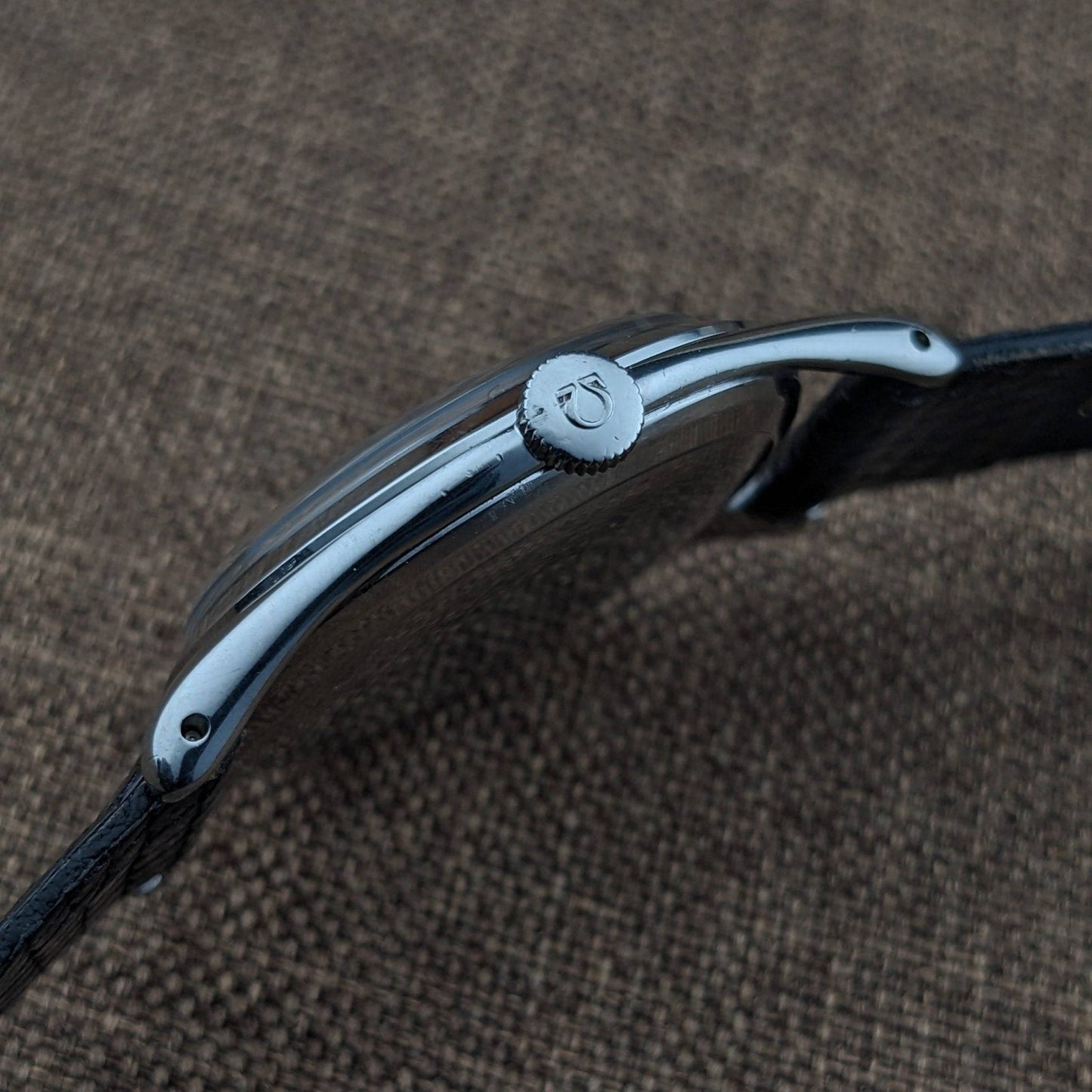 Reloj Vintage Omega Clásico de Posguerra de 74 Años / Ref 2503-17 / Cal. 266 (familia 30T2) 1952 / Revisado