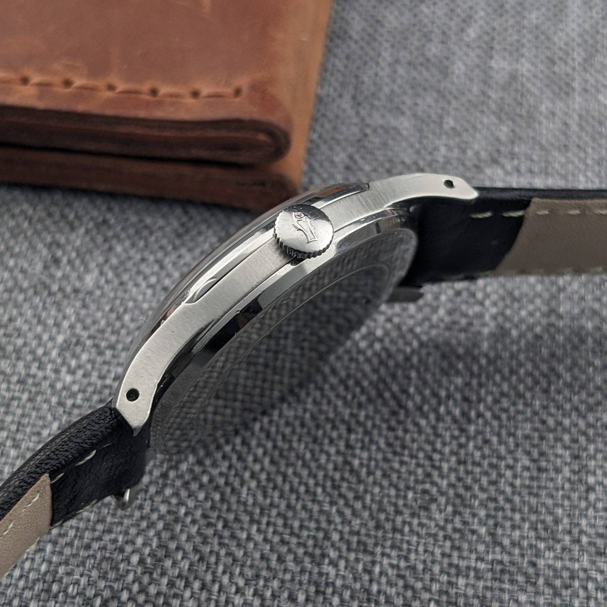 Ritka IWC Schaffhausen Klasszikus / Cal 88 / Vintage Óra 1960-as évek / Szervizelt