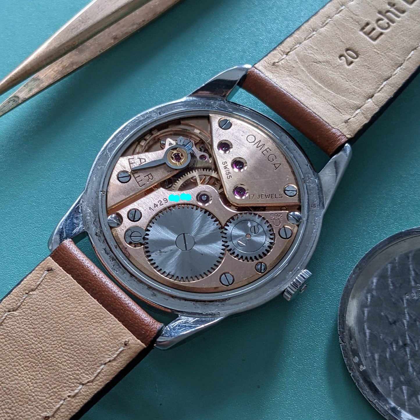 omega 266 movement