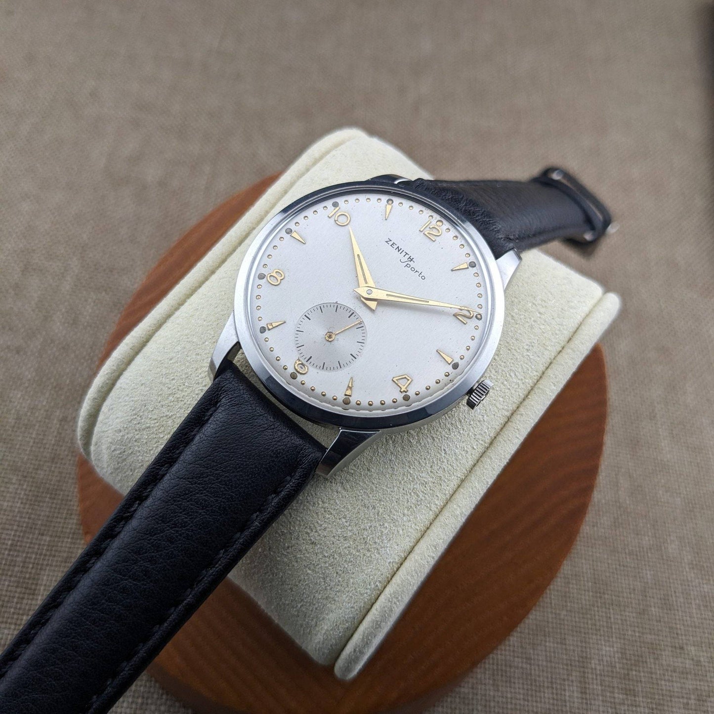 67 Years Old Zenith Sporto 1959 Vintage Wristwatch with Caliber 40T / Patented Transparent Dust Cover / Serviced
