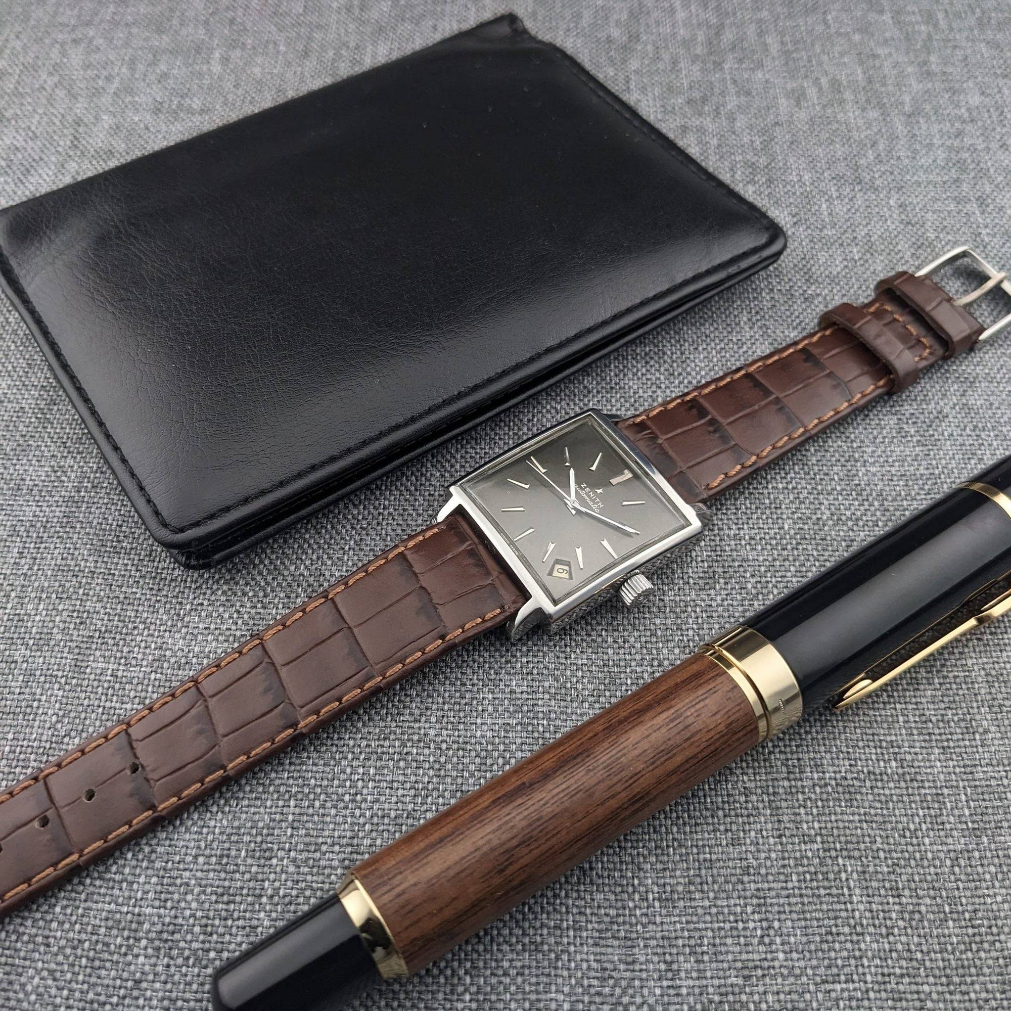Montre Zenith automatique vintage de 58 ans / calibre 2542PC / Révisée