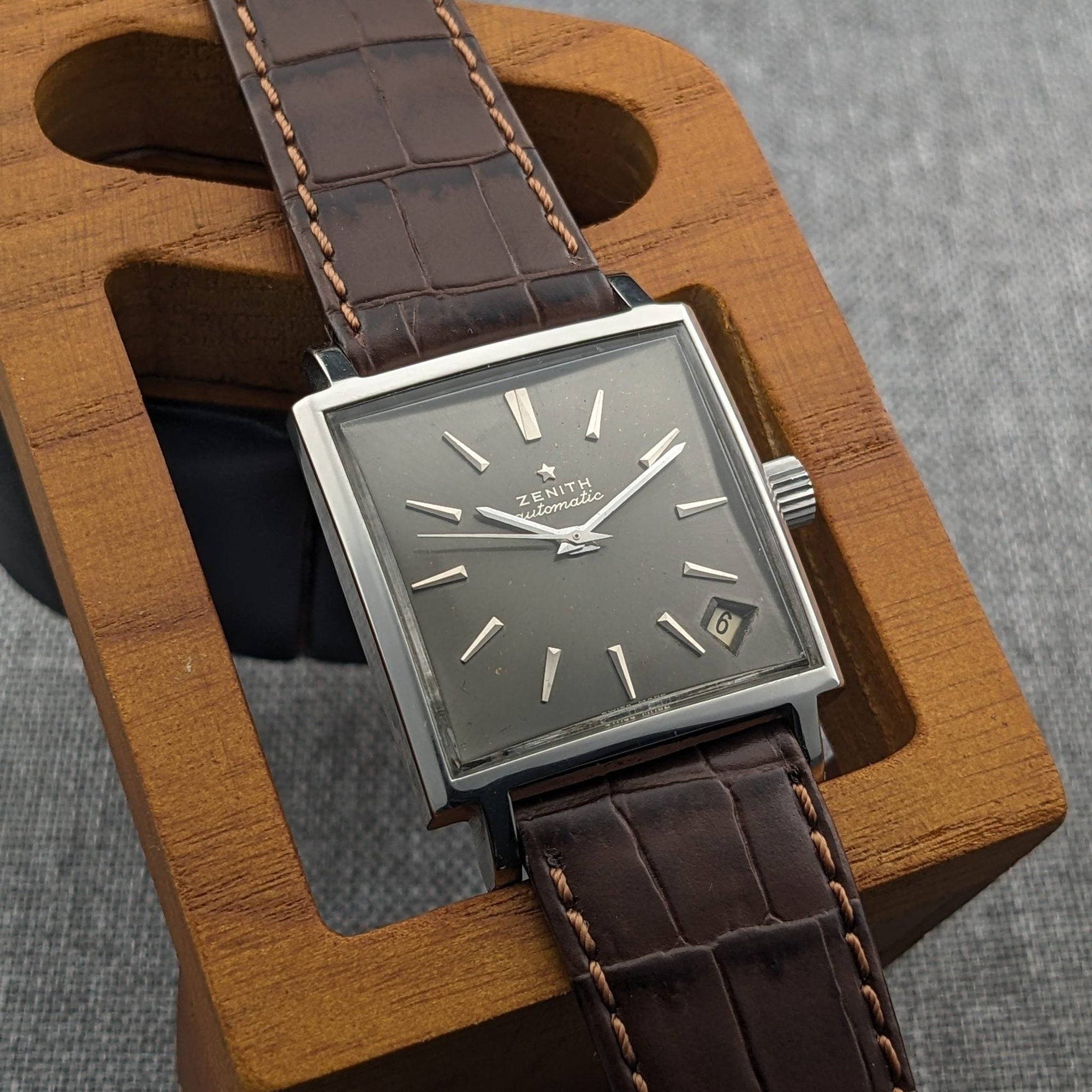 Montre Zenith automatique vintage de 58 ans / calibre 2542PC / Révisée