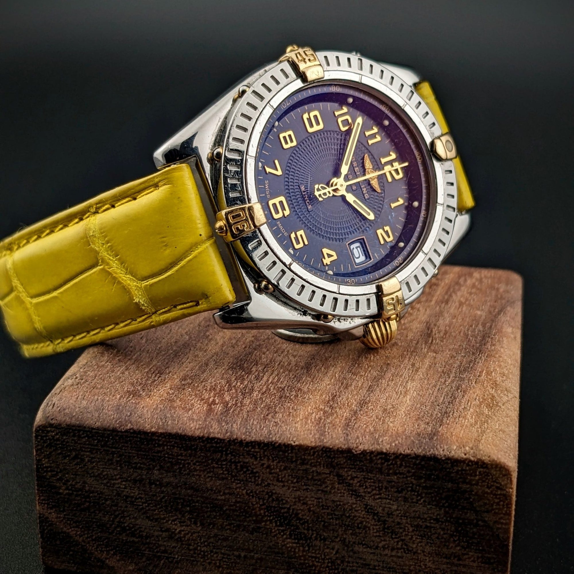 Breitling Wings Stainless Steel Gold Dark Blue Dial Quartz Ladies Watch B67050 vintage watch