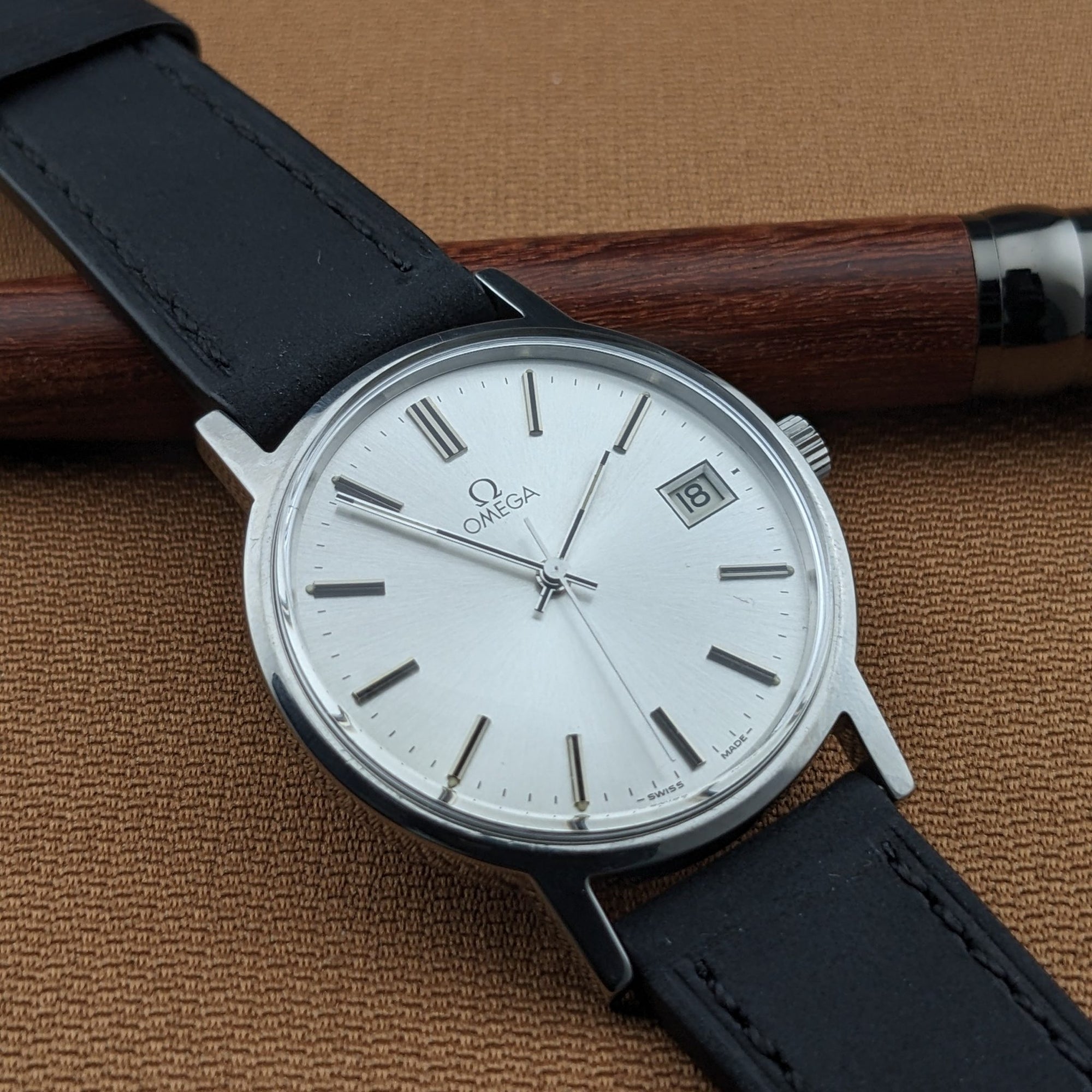 Circa 45 Years Old / Omega Classic / Ref 1360104 / Vintage 1980 Watch / Cal 1030 Movement / Serviced vintage watch