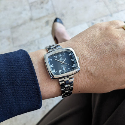 Circa 50 Years Old Lady Omega Genève Dynamic / Ref 5660072 / Vintage 1970s Watch / Cal 684 Movement / Serviced vintage watch