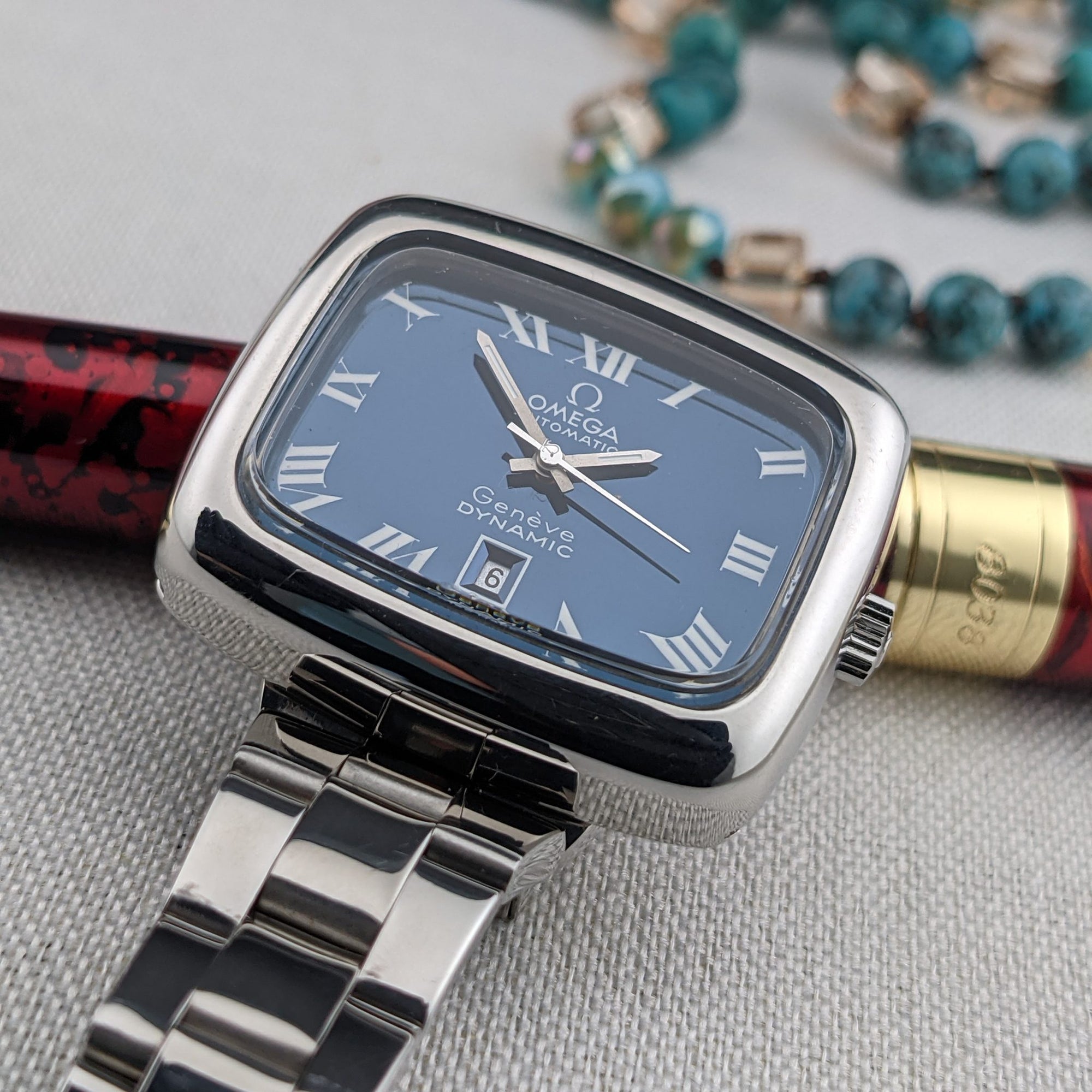 Circa 50 Years Old Lady Omega Genève Dynamic / Ref 5660072 / Vintage 1970s Watch / Cal 684 Movement / Serviced vintage watch