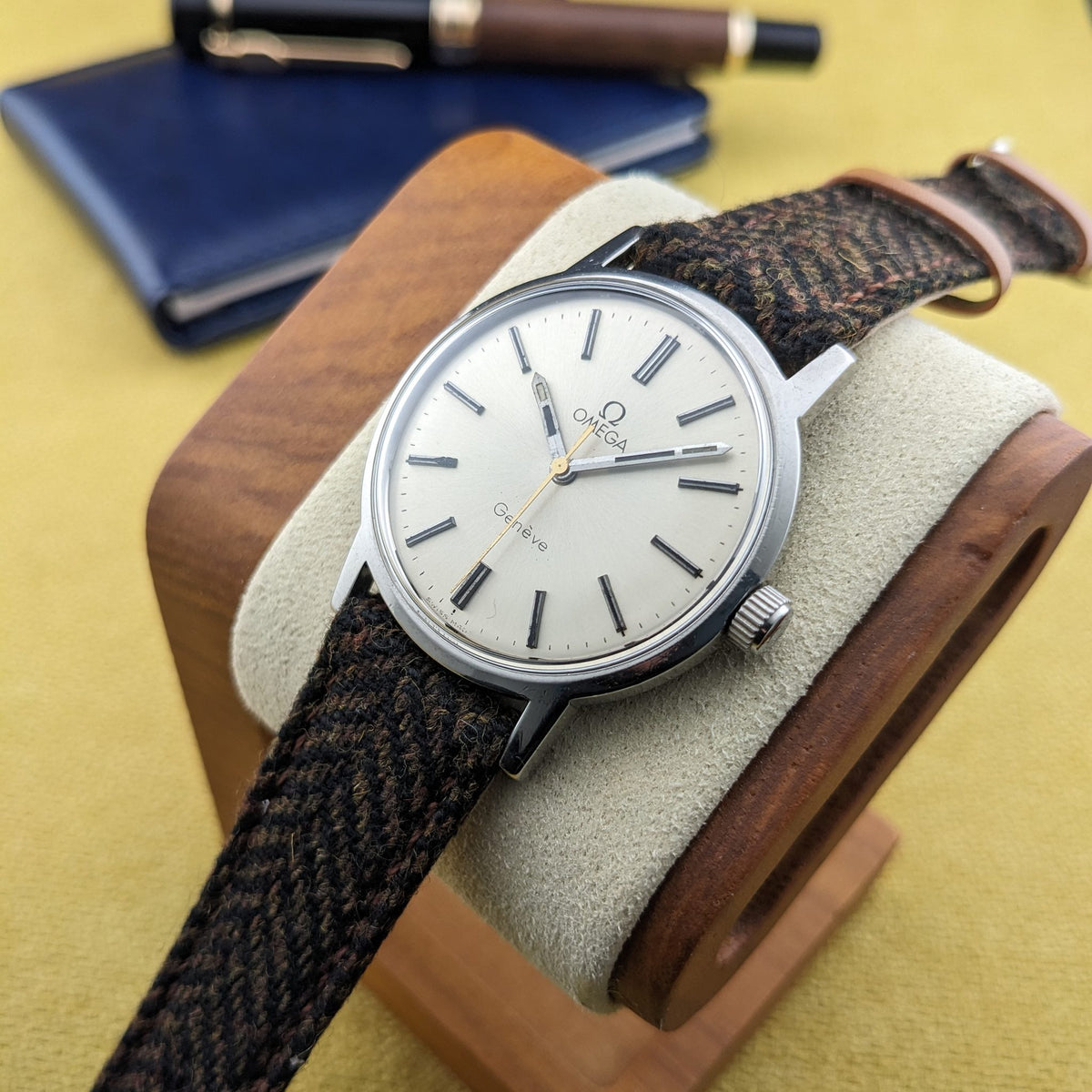 Circa 55 Years Old / Omega Genève / Ref 135.070 / Vintage 1969 Watch / Cal 601 Movement / Serviced vintage watch
