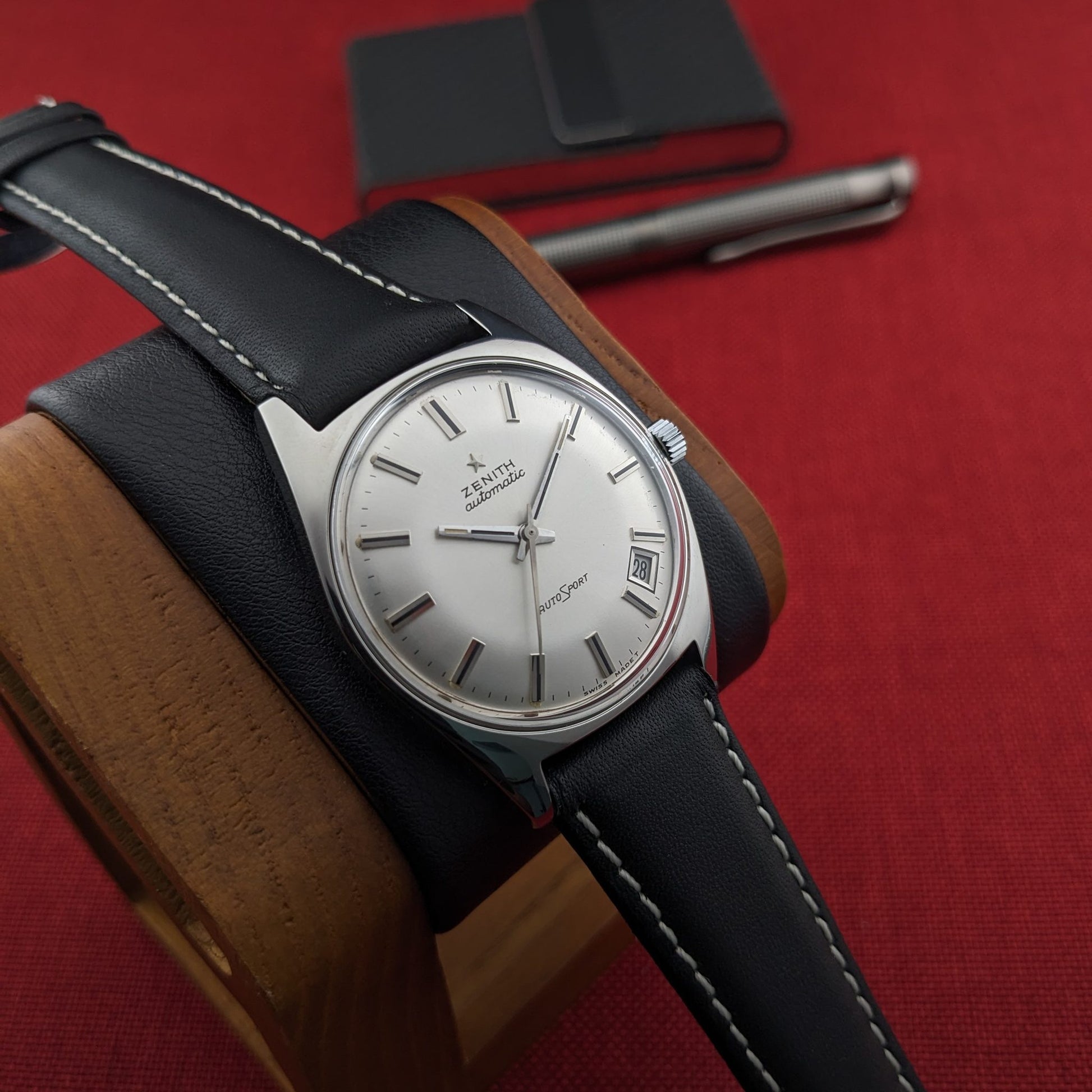 Circa 55 Years Old / Zenith Autosport / Ref P/6505-1 / Vintage 1970 Watch / Cal 2562PC Movement / Serviced vintage watch