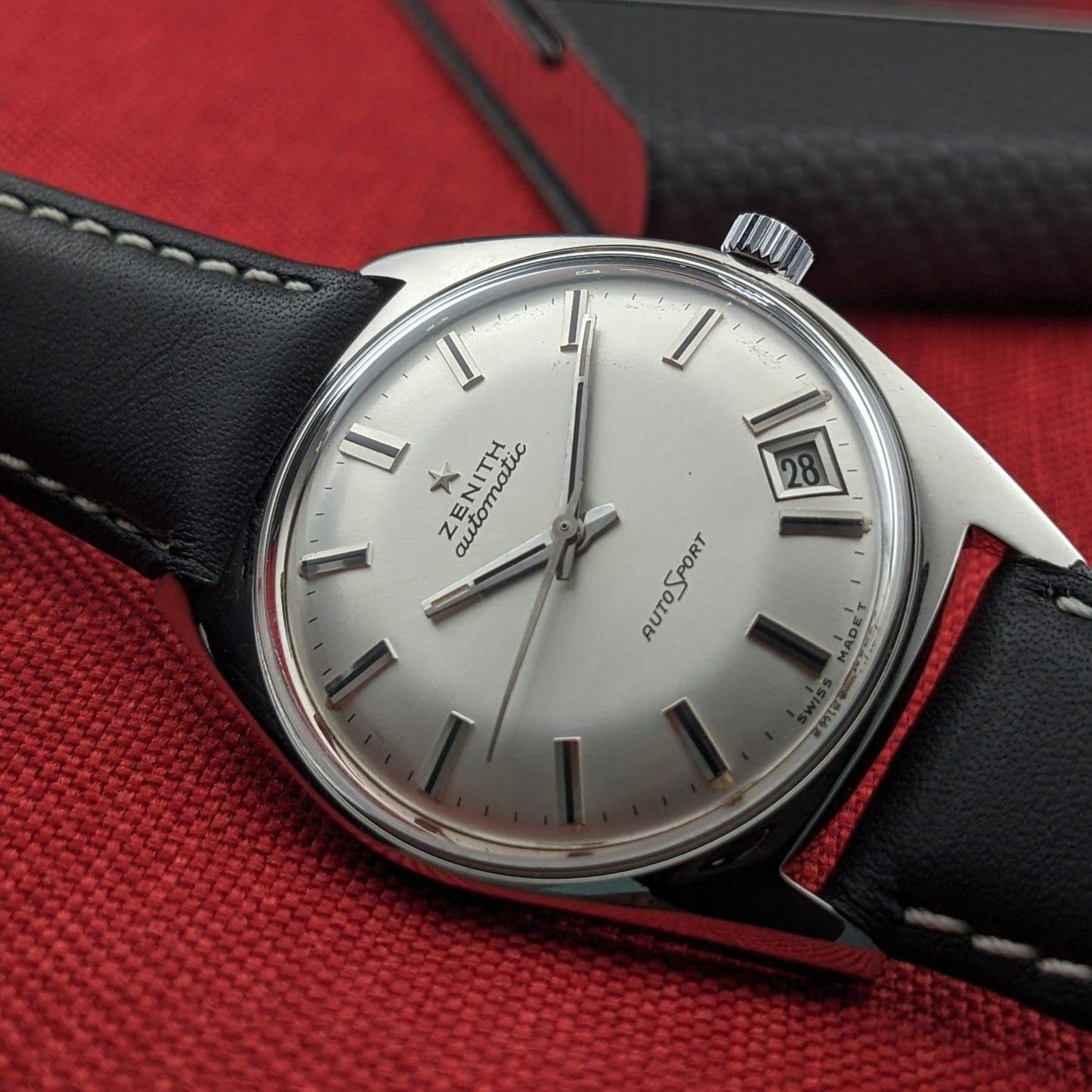 Circa 55 Years Old / Zenith Autosport / Ref P/6505-1 / Vintage 1970 Watch / Cal 2562PC Movement / Serviced vintage watch