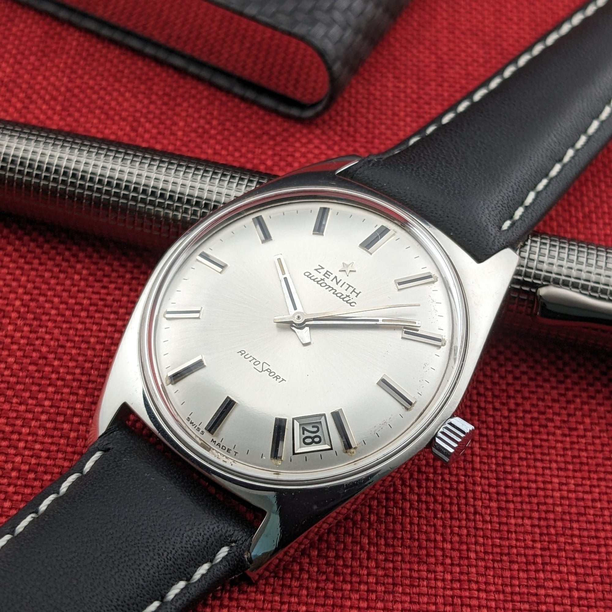 Circa 55 Years Old / Zenith Autosport / Ref P/6505-1 / Vintage 1970 Watch / Cal 2562PC Movement / Serviced vintage watch