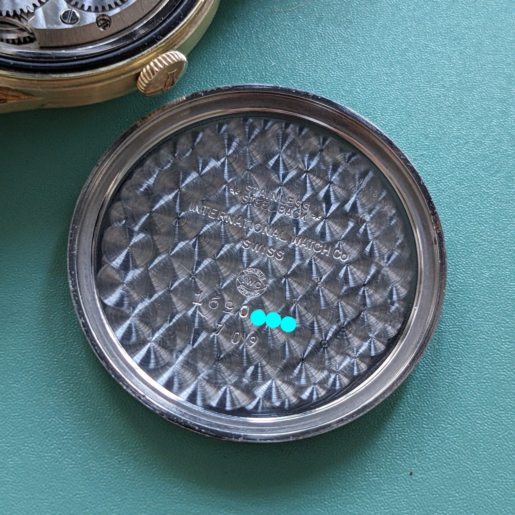 Circa 60 Years Old / IWC Schaffhausen / Ref 709 / Vintage 1960s Watch / Cal 89 Movement / Serviced vintage watch