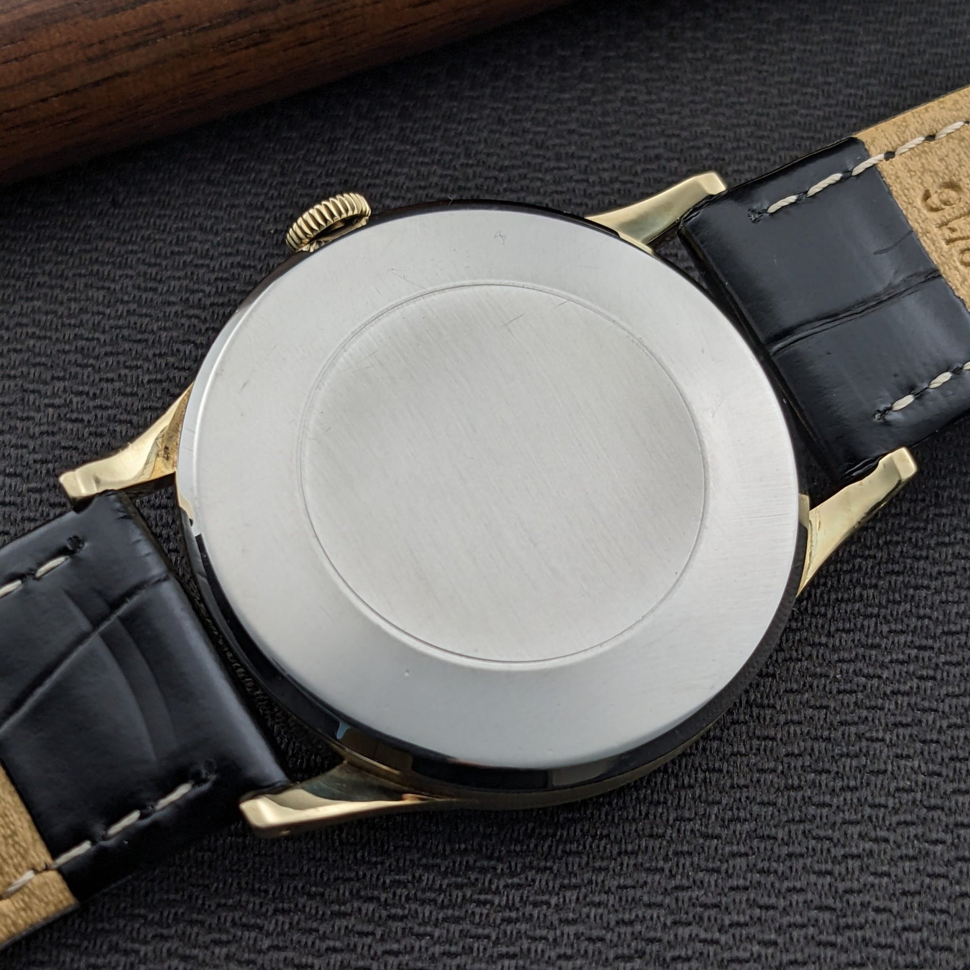 Circa 60 Years Old / IWC Schaffhausen / Ref 709 / Vintage 1960s Watch / Cal 89 Movement / Serviced vintage watch