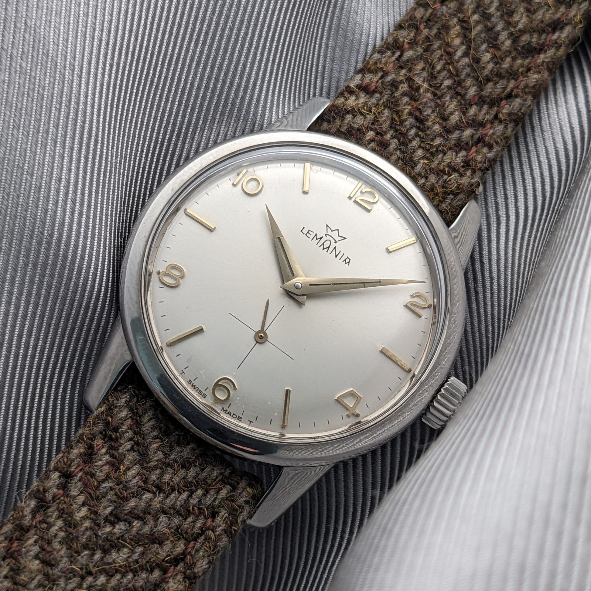 Circa 60 Years Old / Lemania SUPER COMPRESSOR / Ref 941-67 / Vintage 1960s Watch / Cal 3000 Movement / Serviced vintage watch