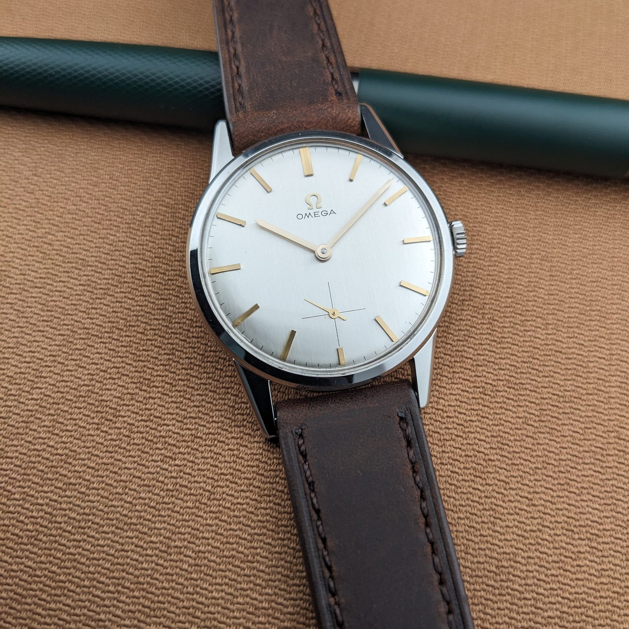 Circa 60 Years Old / Omega Classic / Ref 14391-61 / Vintage 1960s Watch / Cal 269 Movement / Serviced dial
