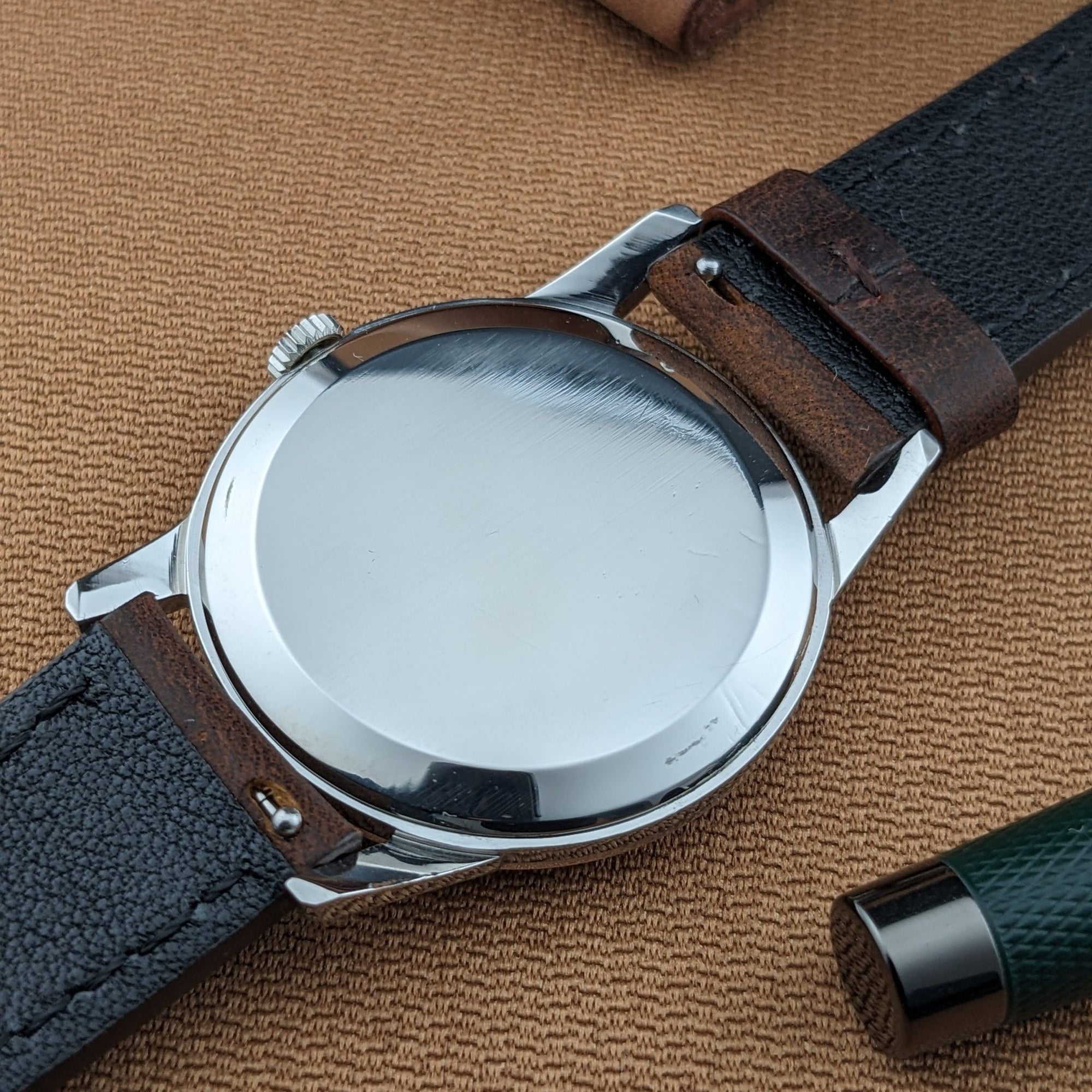 Circa 60 Years Old / Omega Classic / Ref 14391-61 / Vintage 1960s Watch / Cal 269 Movement / Serviced vintage watch