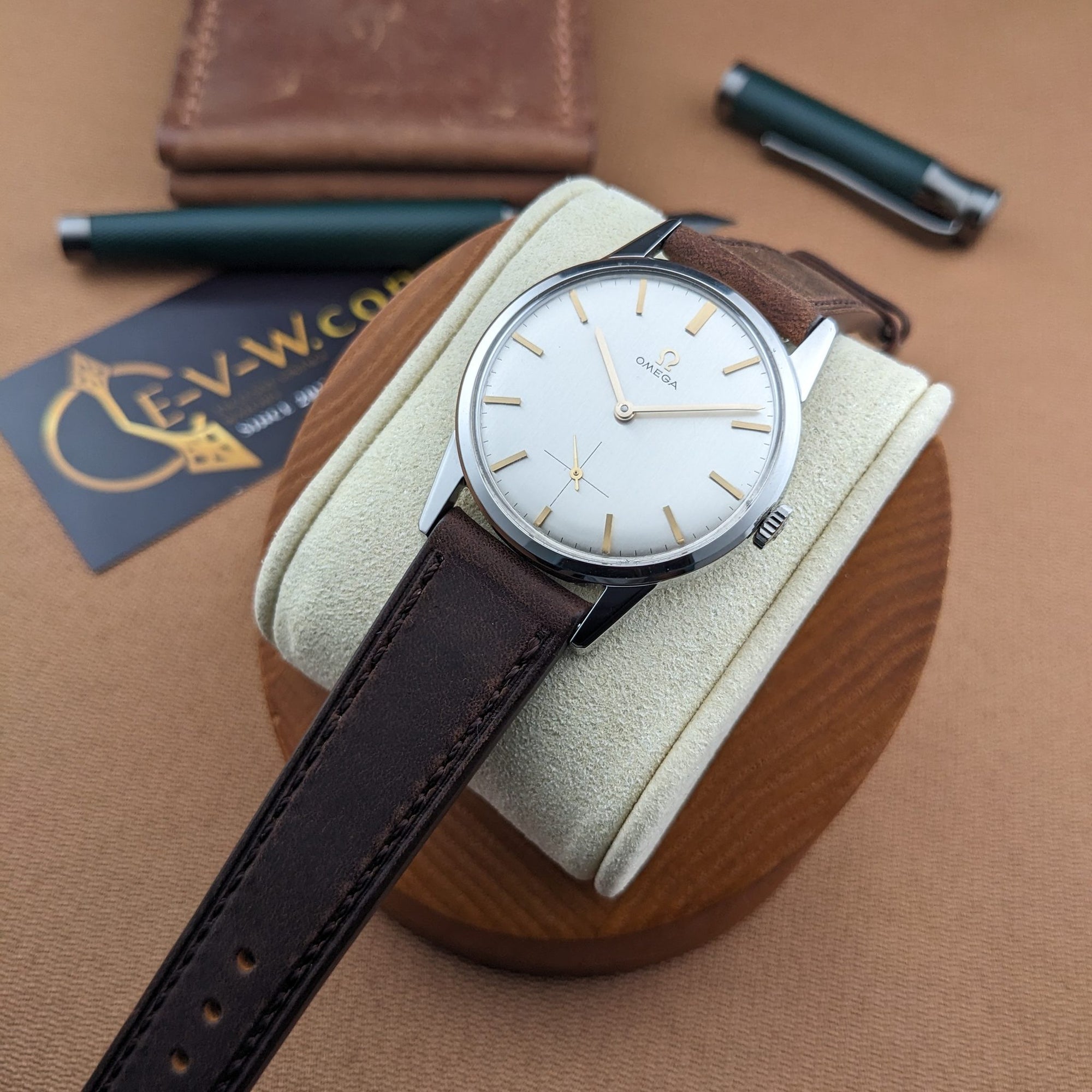 Circa 60 Years Old / Omega Classic / Ref 14391-61 / Vintage 1960s Watch / Cal 269 Movement / Serviced vintage watch