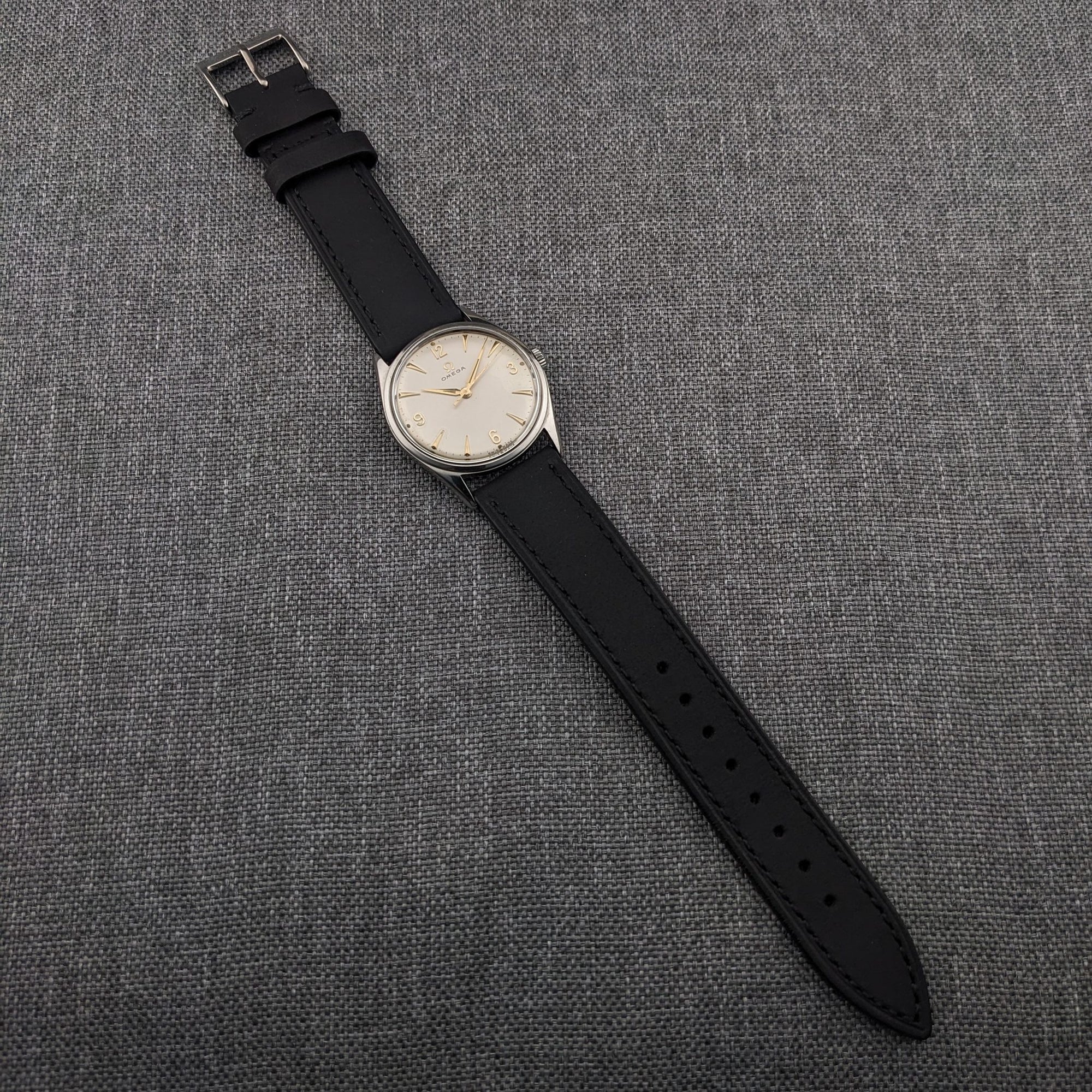 Circa 60 Years Old / Omega Classic / Ref CK 2598 / Vintage 1960s Watch / Cal 520 Movement / Serviced vintage watch