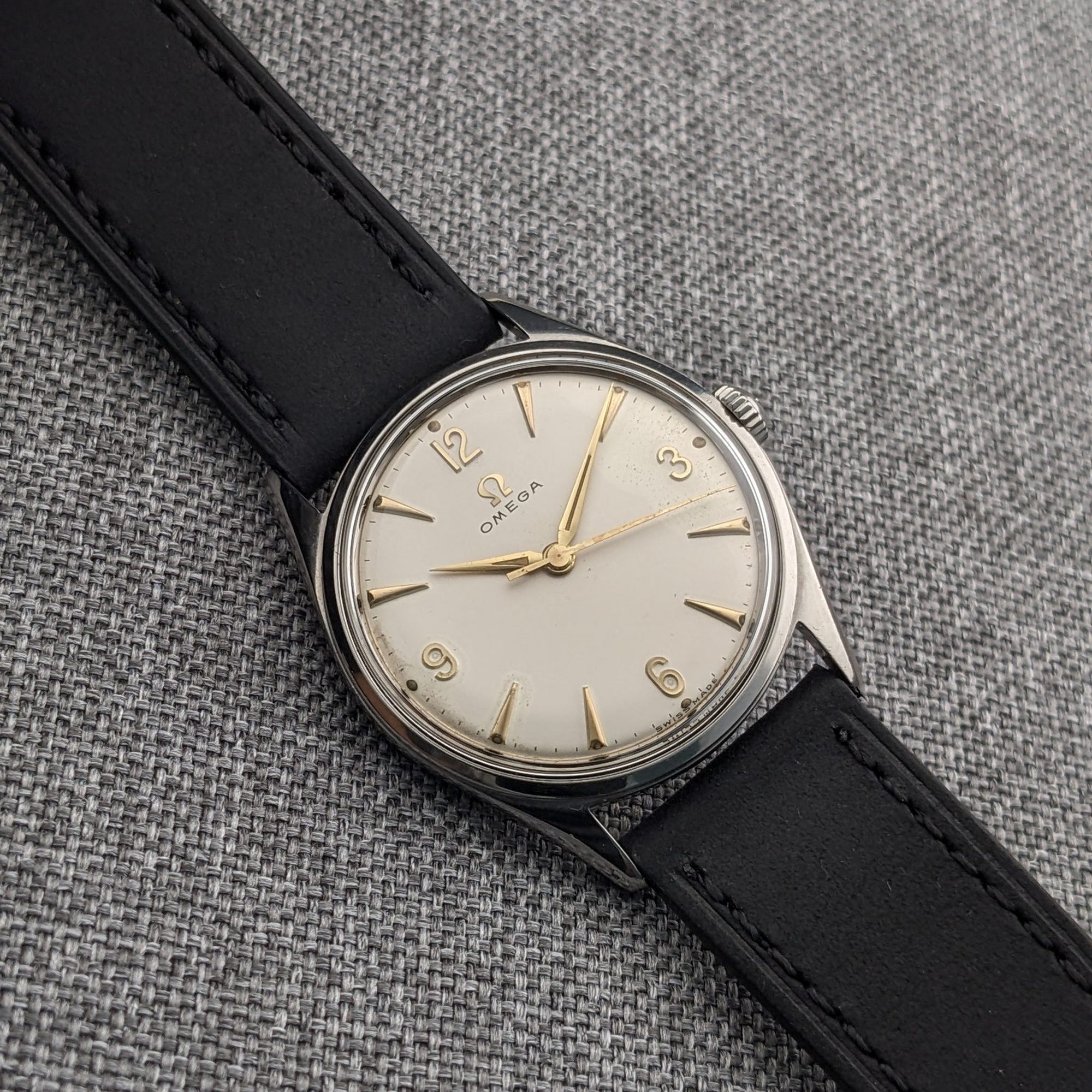 Circa 60 Years Old / Omega Classic / Ref CK 2598 / Vintage 1960s Watch / Cal 520 Movement / Serviced vintage watch