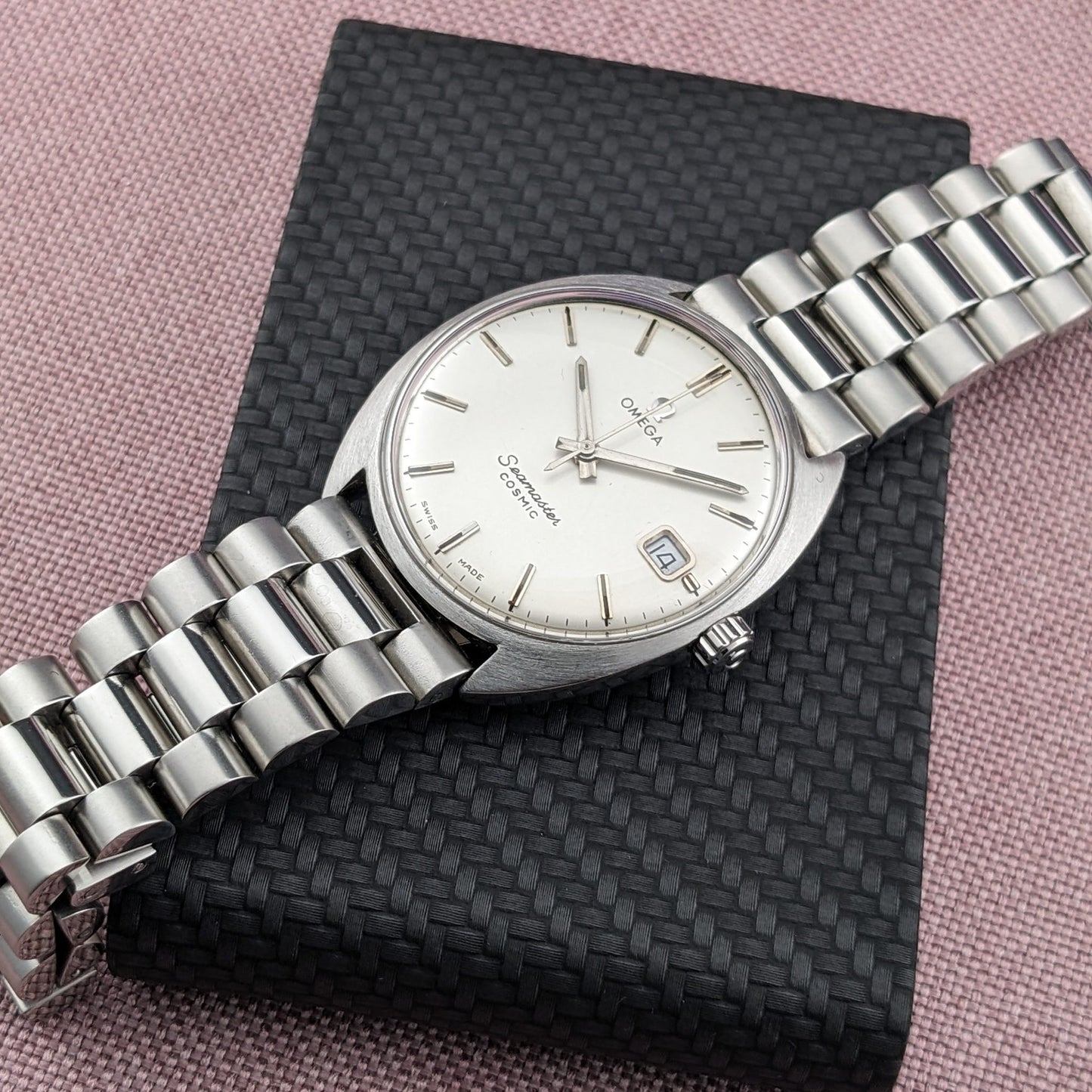 Circa 60 Years Old / Omega Seamaster Cosmic Vintage 1960s Watch / Serviced dial