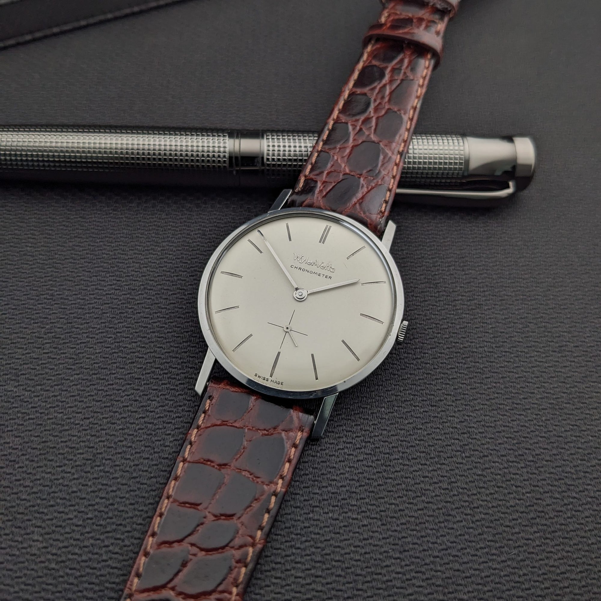 Circa 60 Years Old / Wyler Vetta Chronometer / Ref 1964-6 / Patented Incaflex Balance / Vintage 1960s Watch / Serviced dial