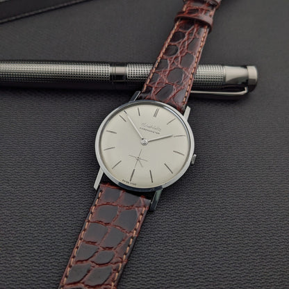 Circa 60 Years Old / Wyler Vetta Chronometer / Ref 1964-6 / Patented Incaflex Balance / Vintage 1960s Watch / Serviced dial