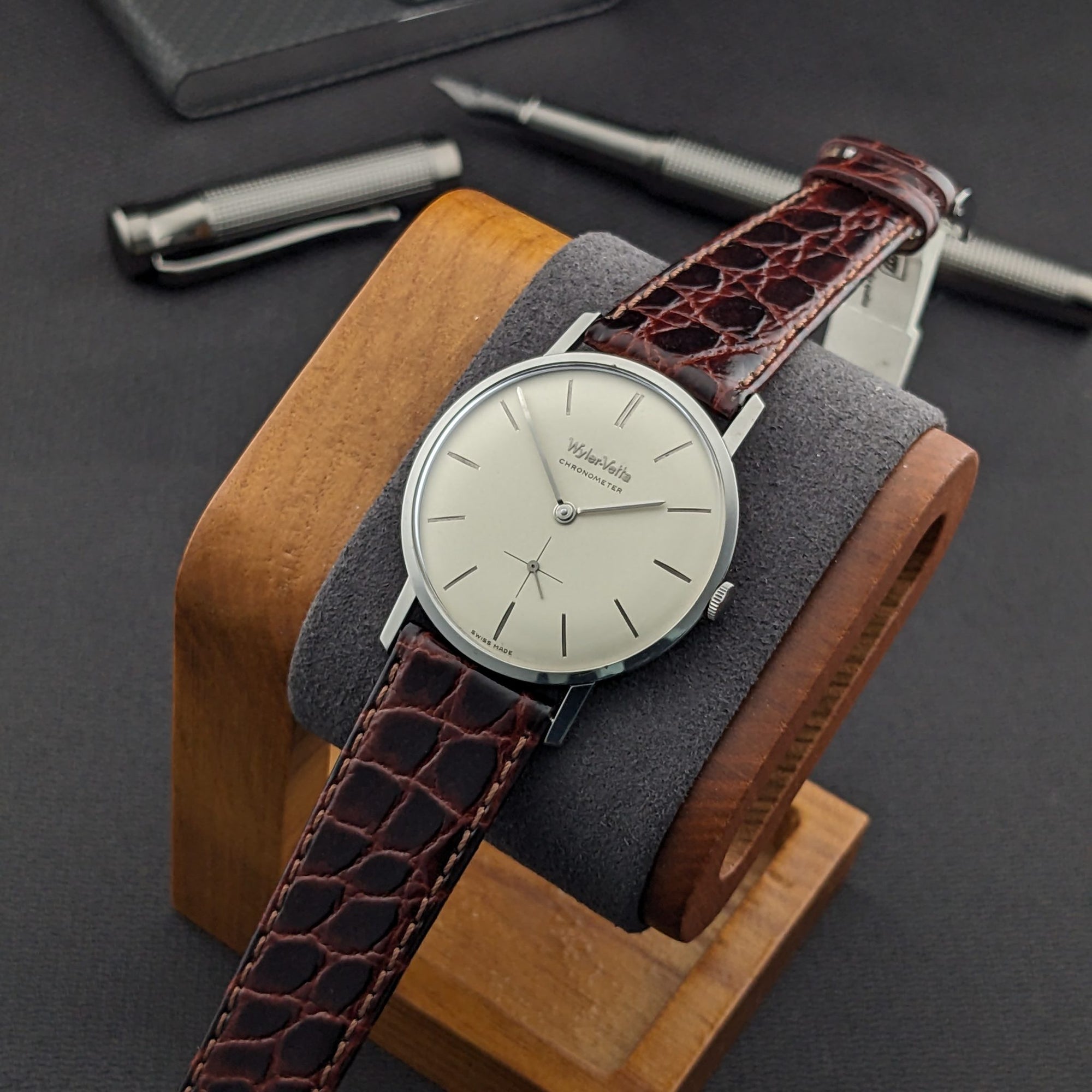 Circa 60 Years Old / Wyler Vetta Chronometer / Ref 1964-6 / Patented Incaflex Balance / Vintage 1960s Watch / Serviced vintage watch
