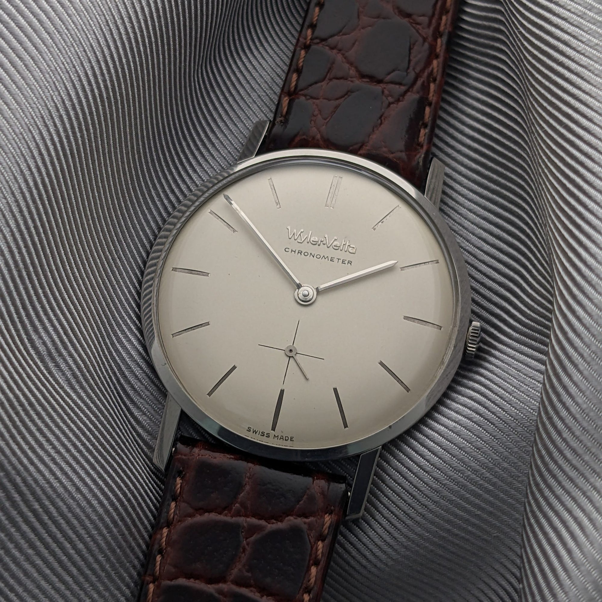 Circa 60 Years Old / Wyler Vetta Chronometer / Ref 1964-6 / Patented Incaflex Balance / Vintage 1960s Watch / Serviced vintage watch