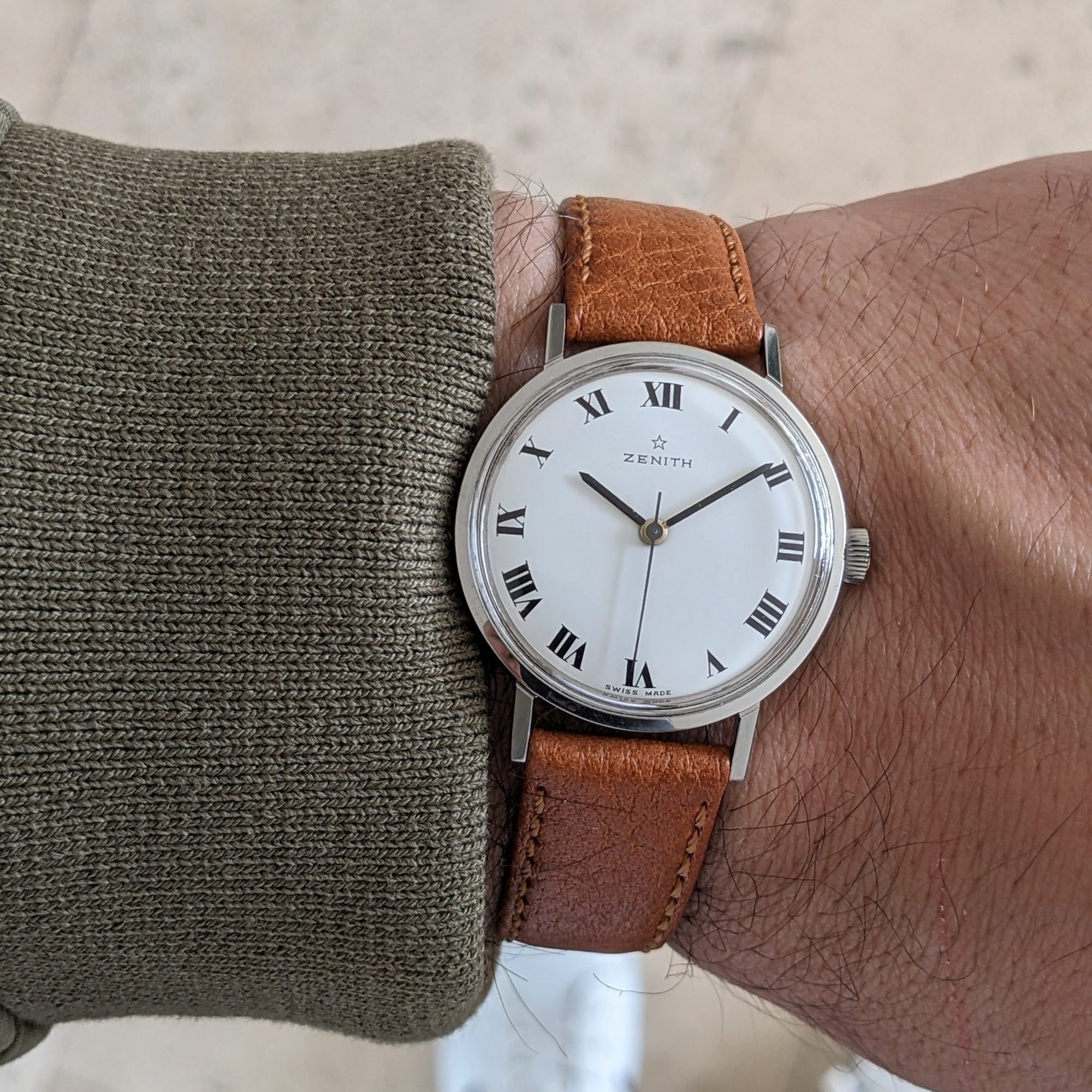 Circa 60 Years Old / Zenith / Vintage 1960s Watch / Cal 2542 Movement / Serviced vintage watch