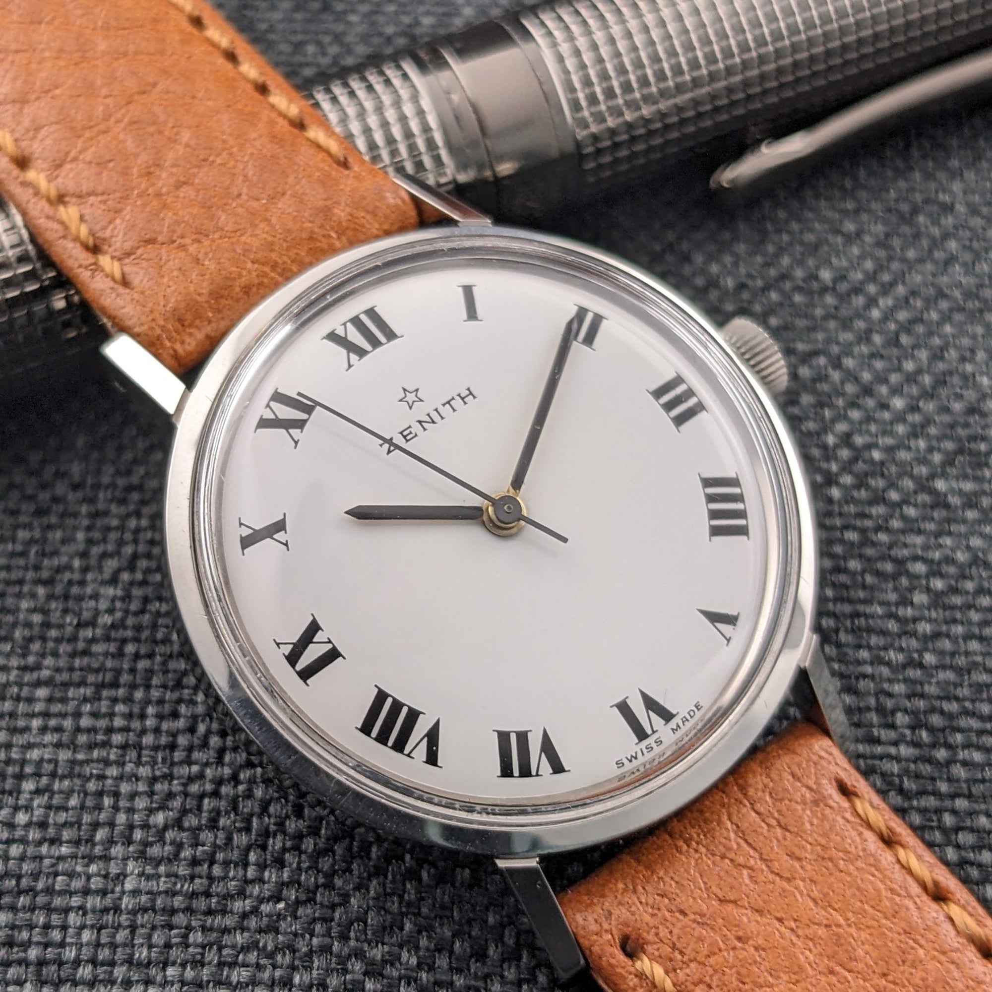 Circa 60 Years Old / Zenith / Vintage 1960s Watch / Cal 2542 Movement / Serviced vintage watch