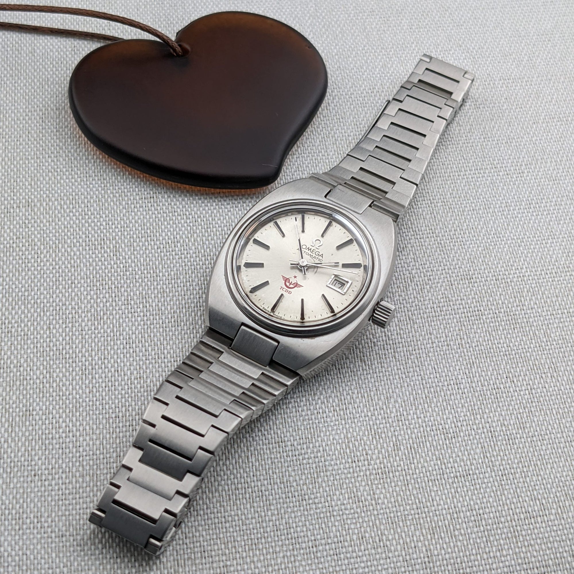 Circa 65 Years Old Lady Omega Seamaster Automatic / Ref 566.0087 / 766.0818 / Vintage 1963 Watch / Cal 681 Movement / Serviced vintage watch