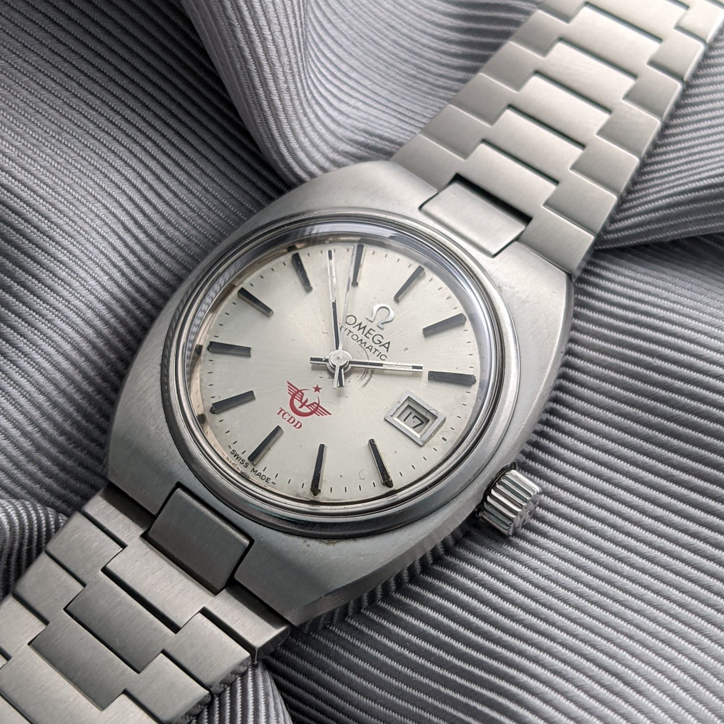 Circa 65 Years Old Lady Omega Seamaster Automatic / Ref 566.0087 / 766.0818 / Vintage 1963 Watch / Cal 681 Movement / Serviced vintage watch