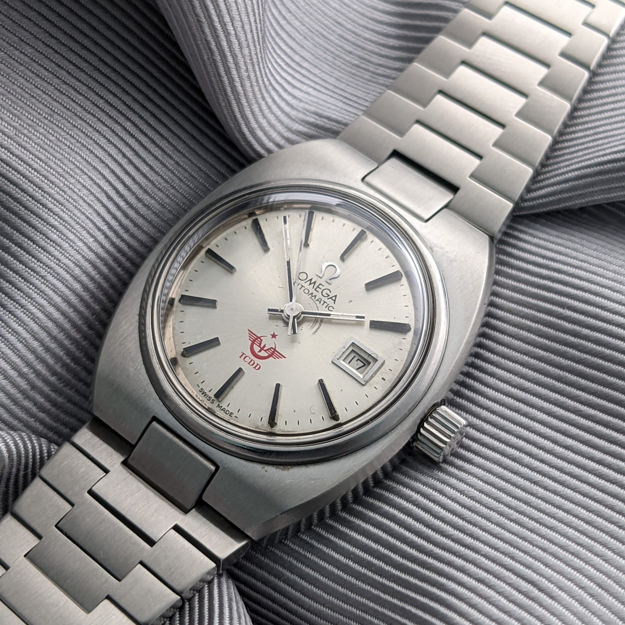 Circa 65 Years Old Lady Omega Seamaster Automatic / Ref 566.0087 / 766.0818 / Vintage 1963 Watch / Cal 681 Movement / Serviced vintage watch