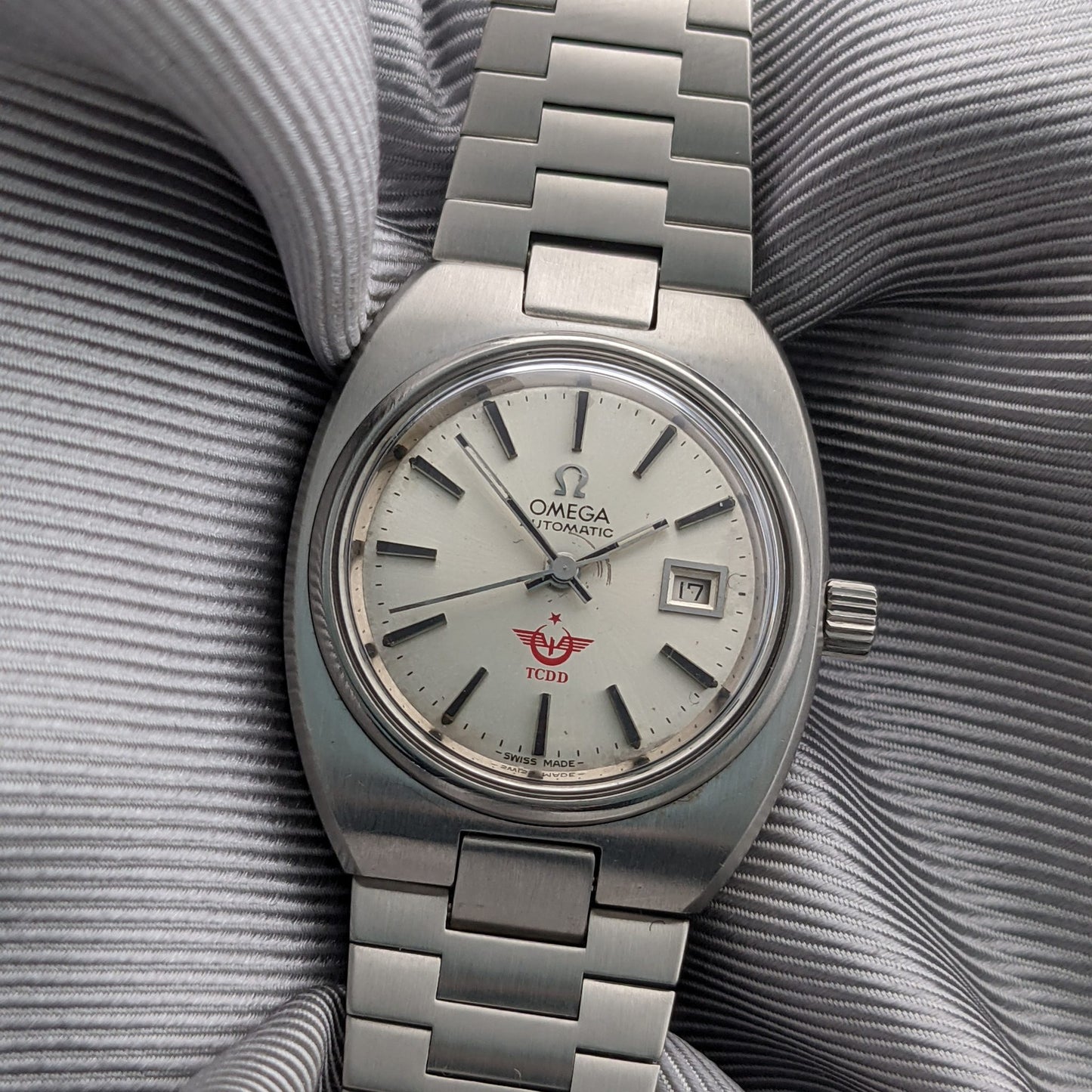 Circa 65 Years Old Lady Omega Seamaster Automatic / Ref 566.0087 / 766.0818 / Vintage 1963 Watch / Cal 681 Movement / Serviced vintage watch