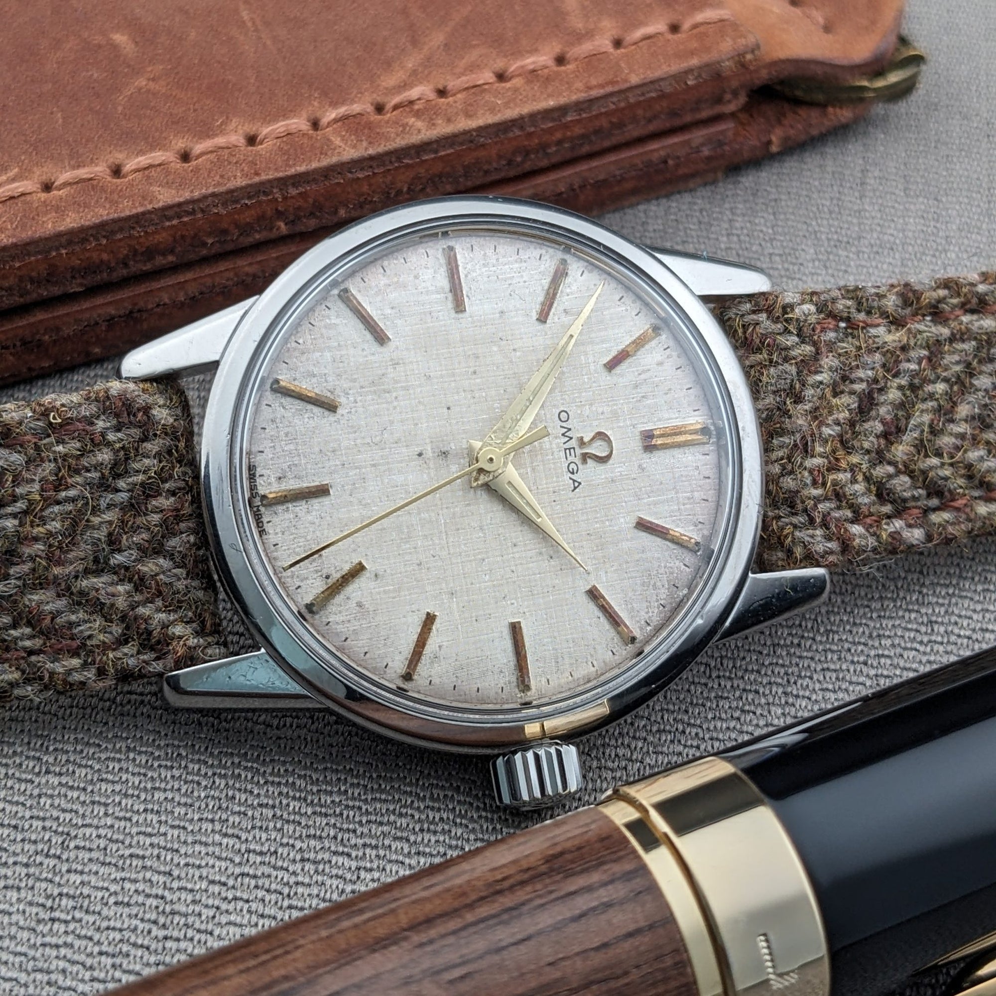 Circa 65 Years Old / Omega Seamaster Ref 14390 61 SC / Rare Linen Dial / Vintage 1961 Watch / Cal 285 Movement / Serviced vintage watch