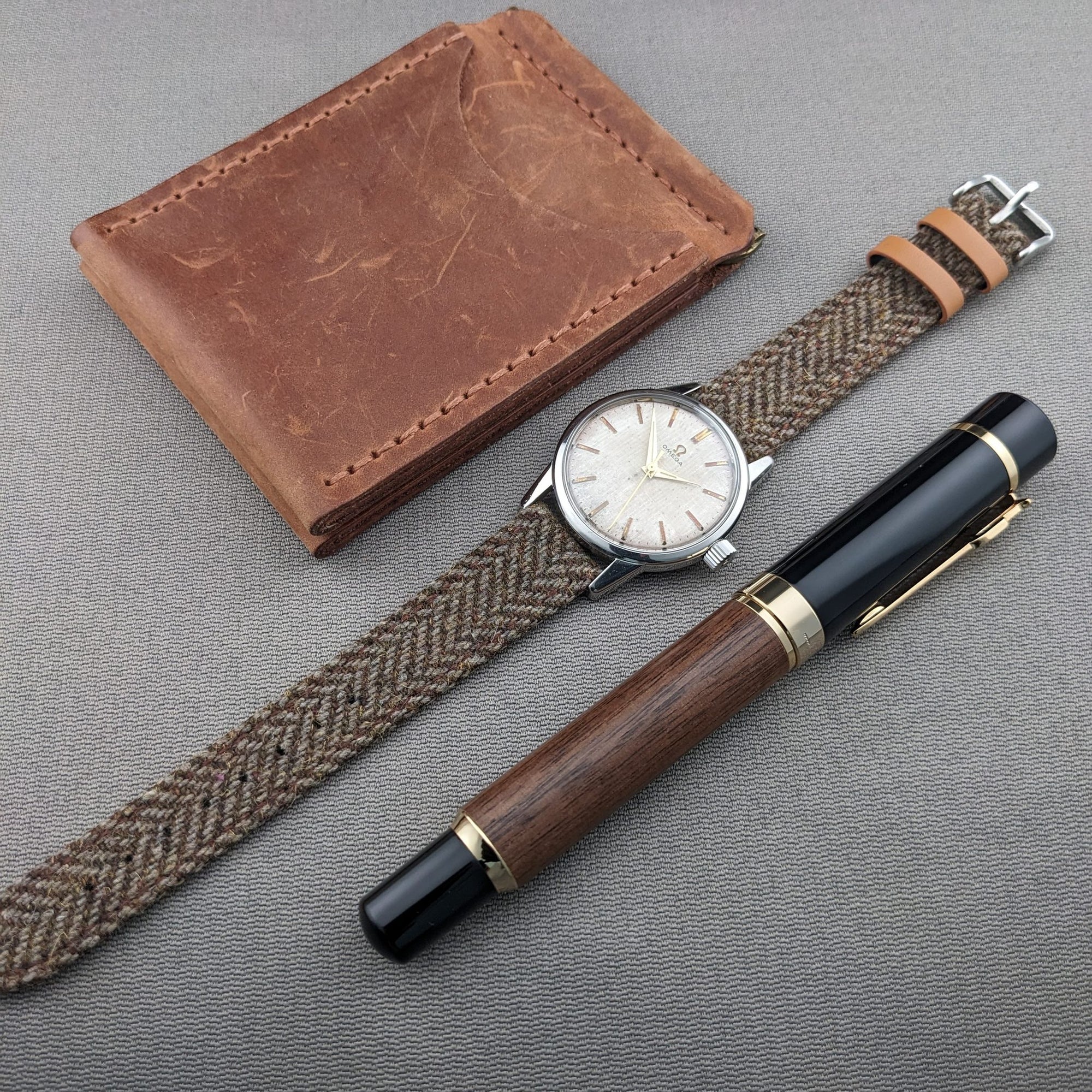 Circa 65 Years Old / Omega Seamaster Ref 14390 61 SC / Rare Linen Dial / Vintage 1961 Watch / Cal 285 Movement / Serviced vintage watch