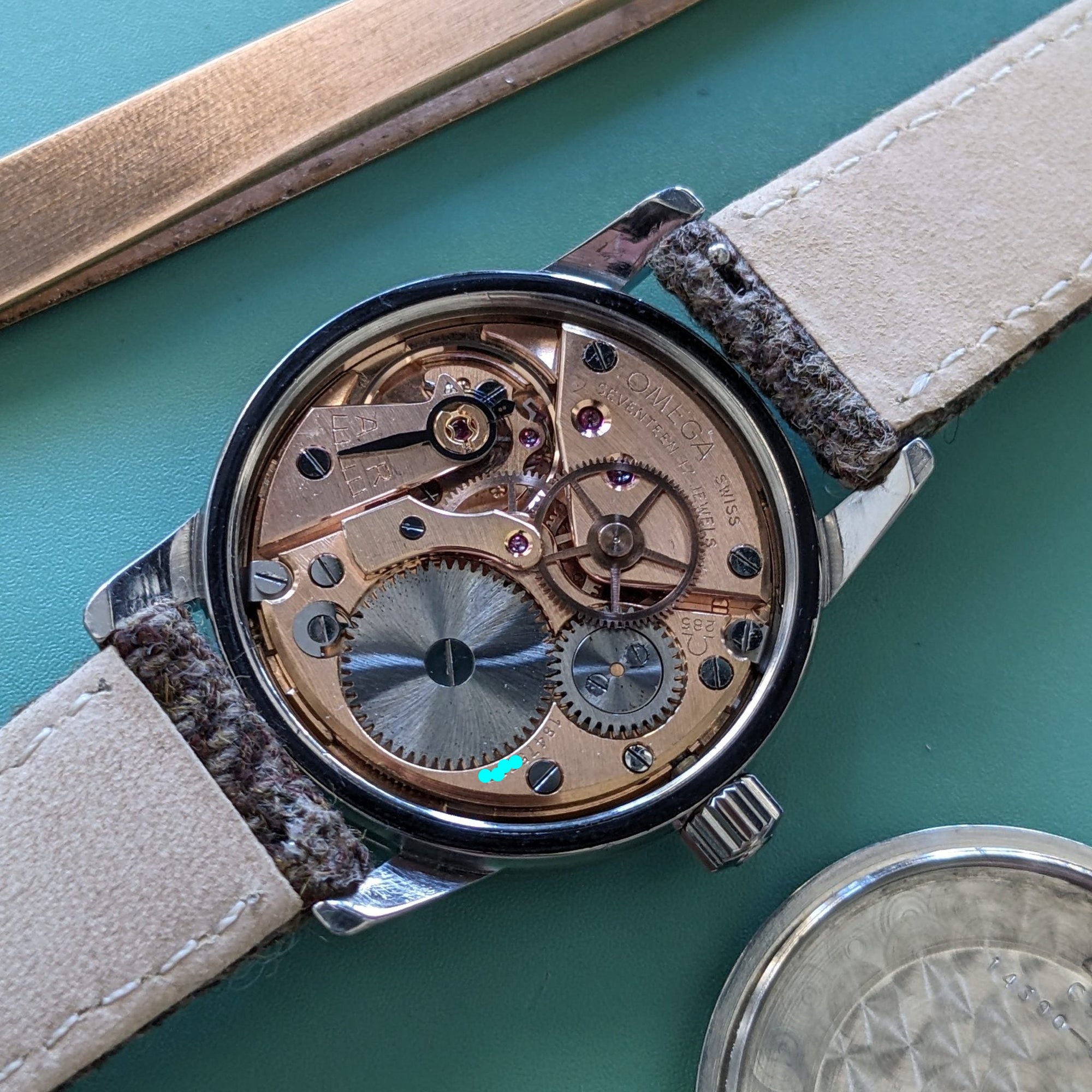 Circa 65 Years Old / Omega Seamaster Ref 14390 61 SC / Rare Linen Dial / Vintage 1961 Watch / Cal 285 Movement / Serviced vintage watch