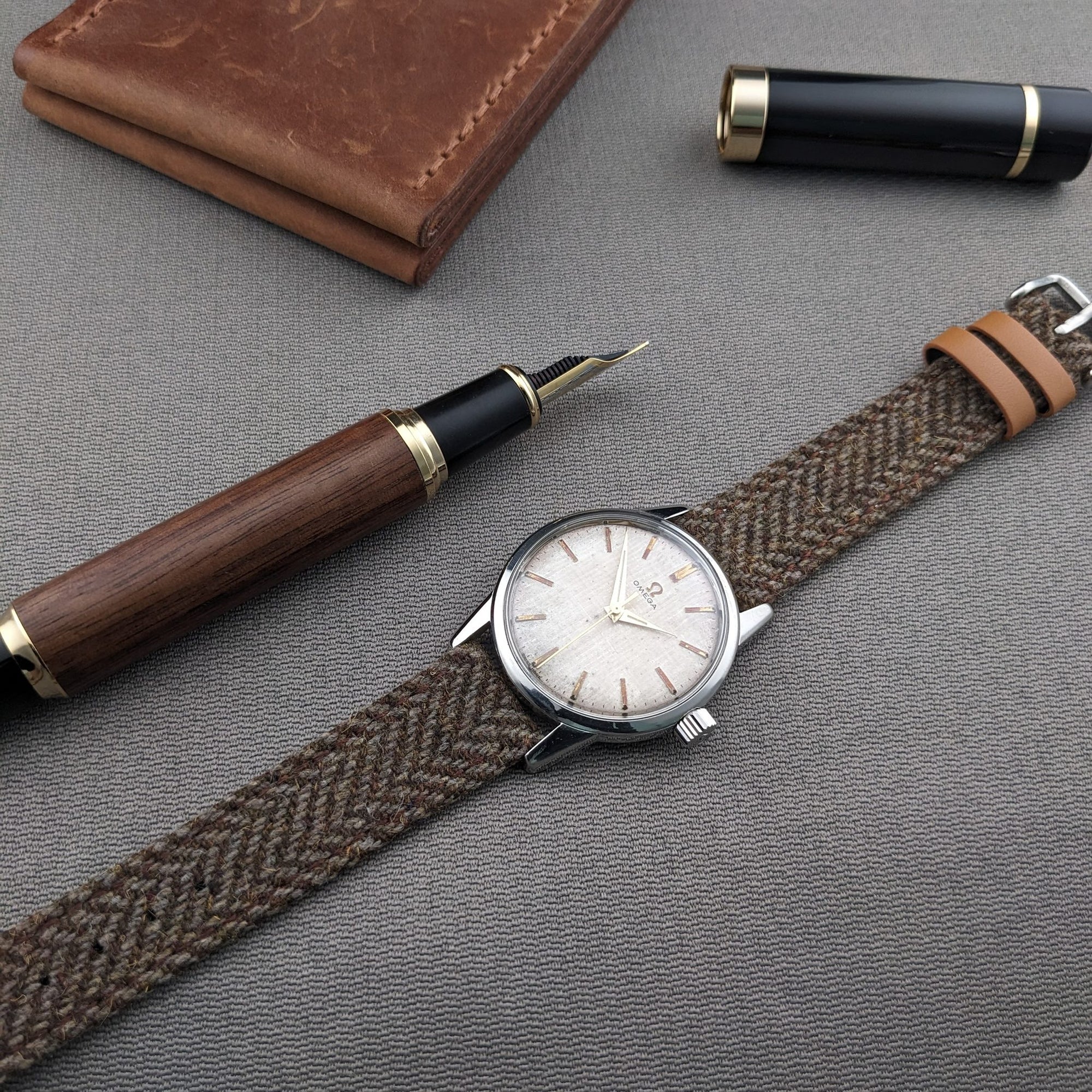 Circa 65 Years Old / Omega Seamaster Ref 14390 61 SC / Rare Linen Dial / Vintage 1961 Watch / Cal 285 Movement / Serviced vintage watch