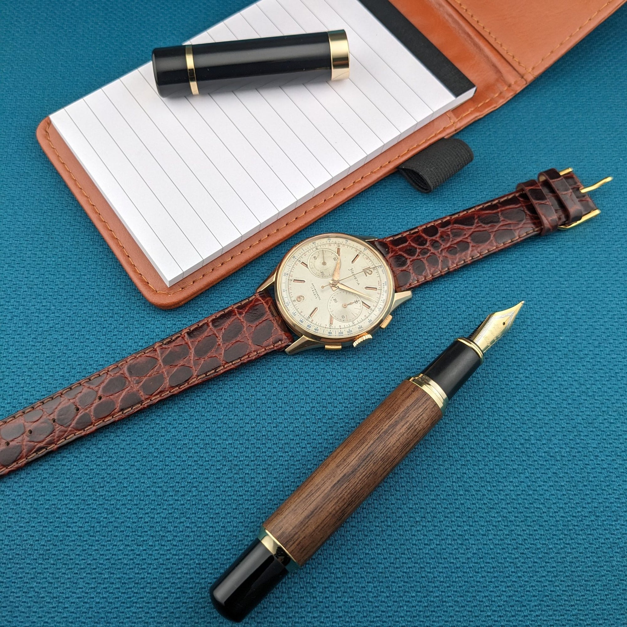Circa 70 Years Old Helvetia 18ct Gold Chronograph / Vintage 1950s Watch / Cal Landeron 51 Movement / Serviced vintage watch