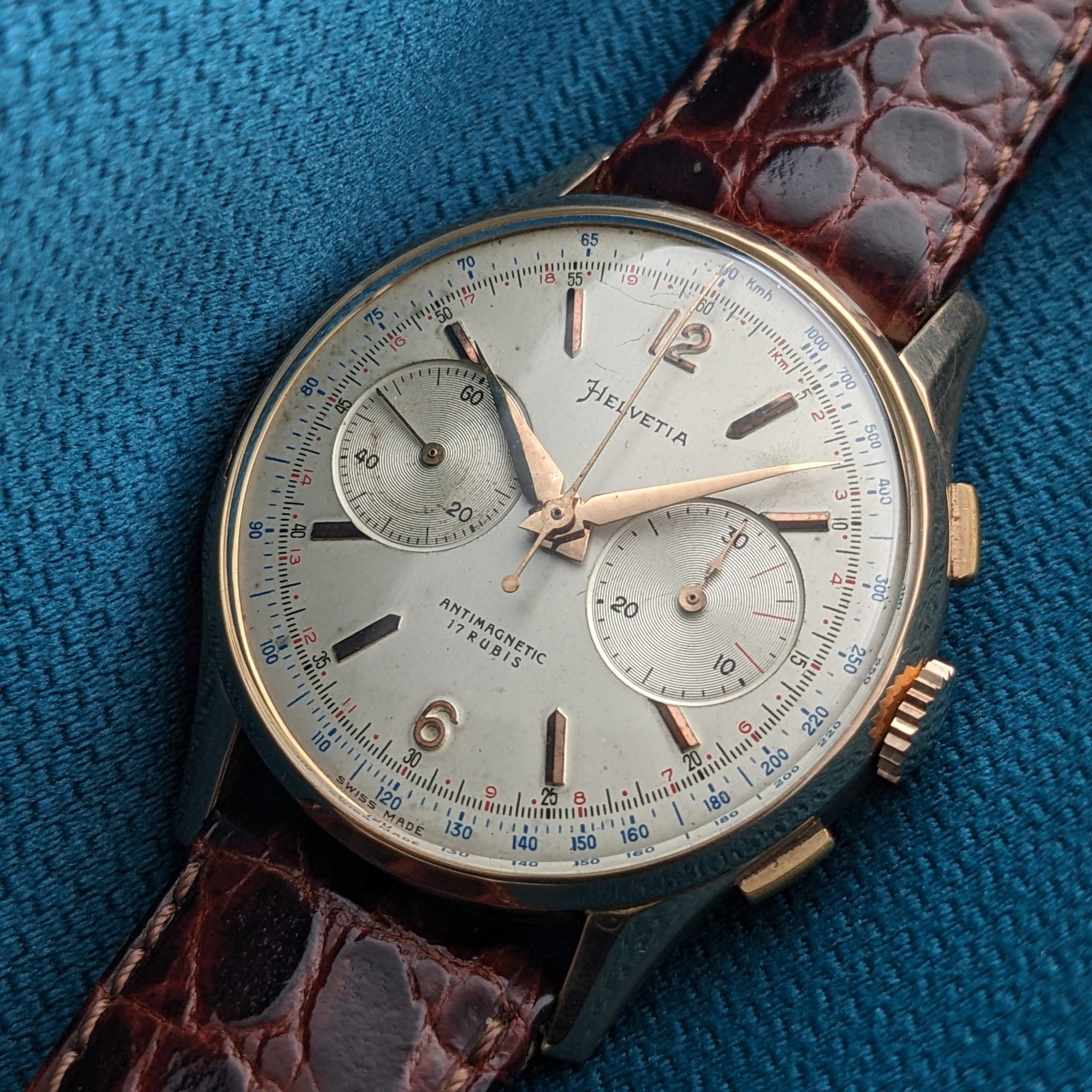 Circa 70 Years Old Helvetia 18ct Gold Chronograph / Vintage 1950s Watch / Cal Landeron 51 Movement / Serviced vintage watch