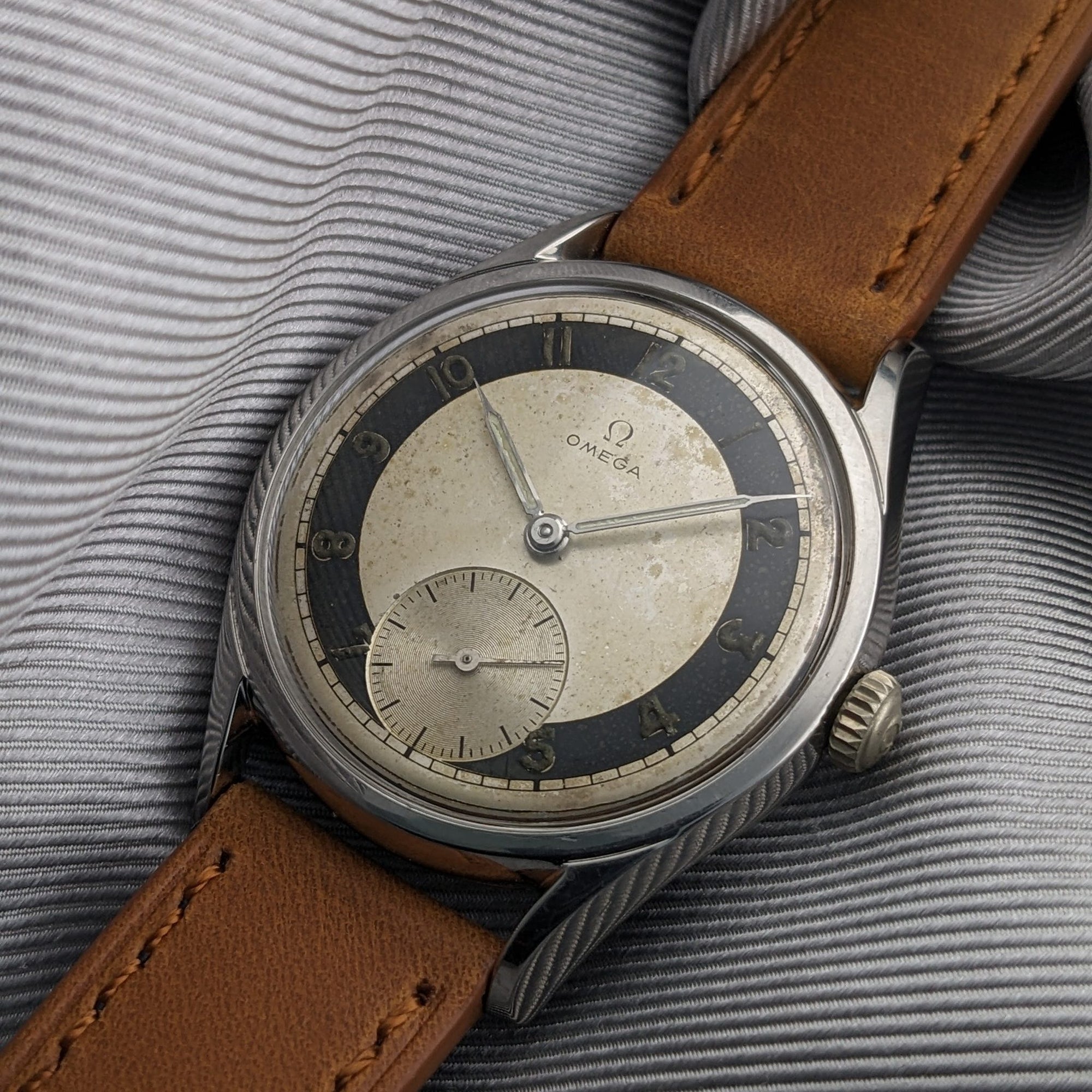 Circa 70 Years Old / Omega Bullseye / Ref 2891 2 / Vintage 1950s Watch / Cal 267 Movement / Serviced dial